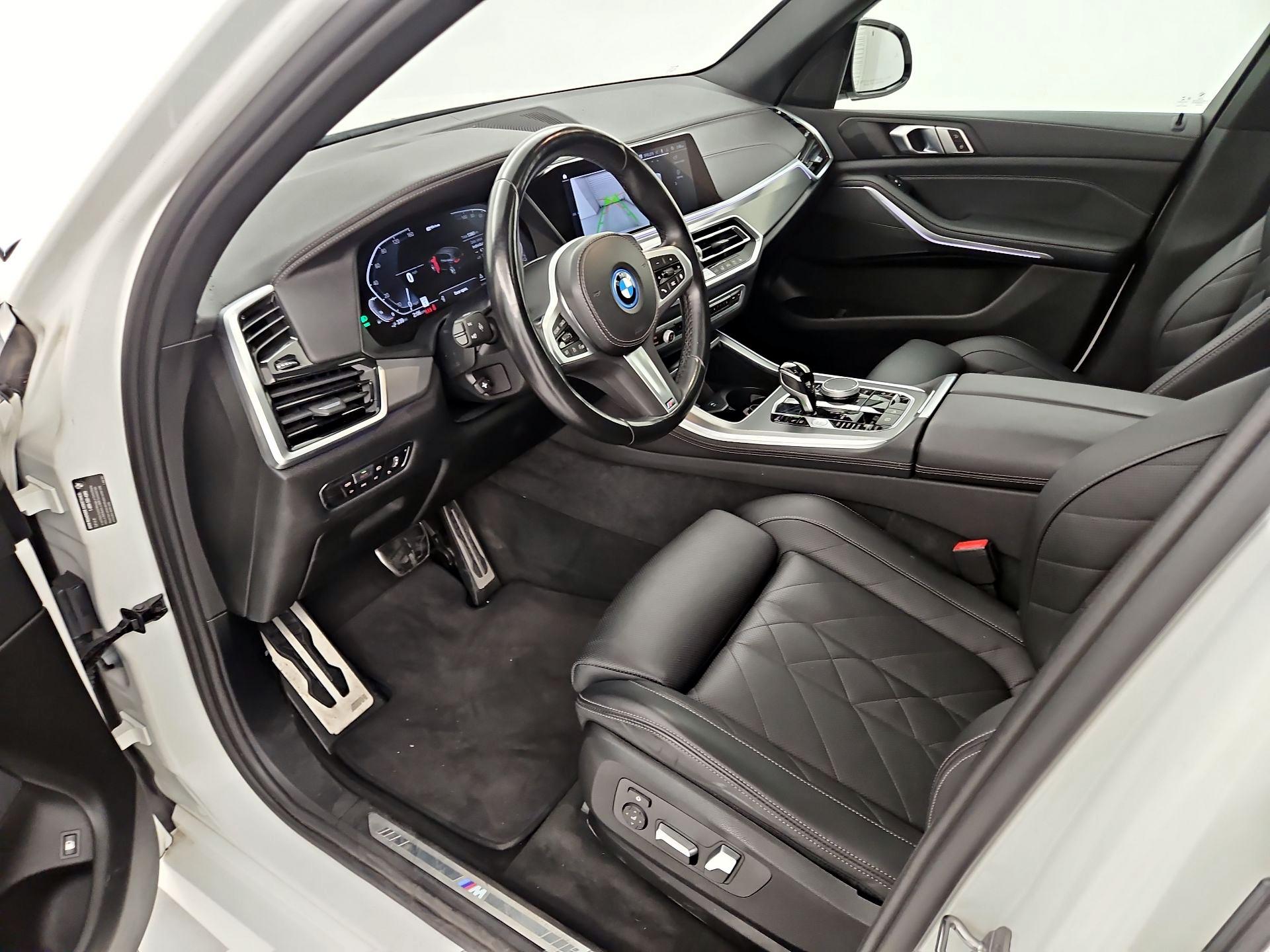 Thumbnail: 2023 BMW X5 - 11