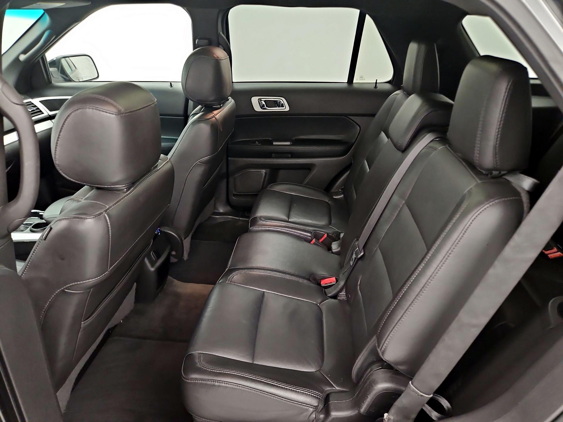 Thumbnail: 2015 Ford Explorer - 19