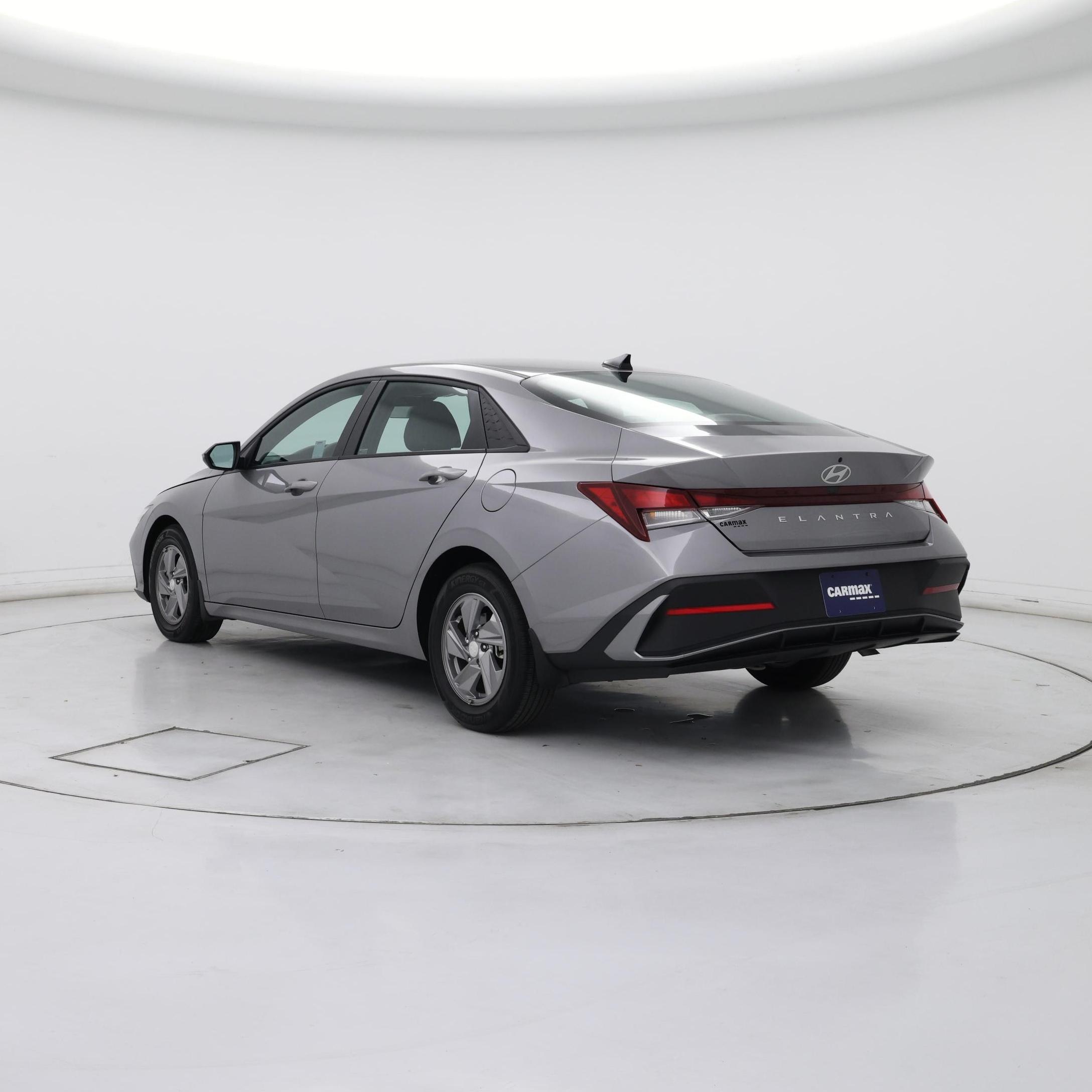 Thumbnail: 2025 Hyundai Elantra - 2