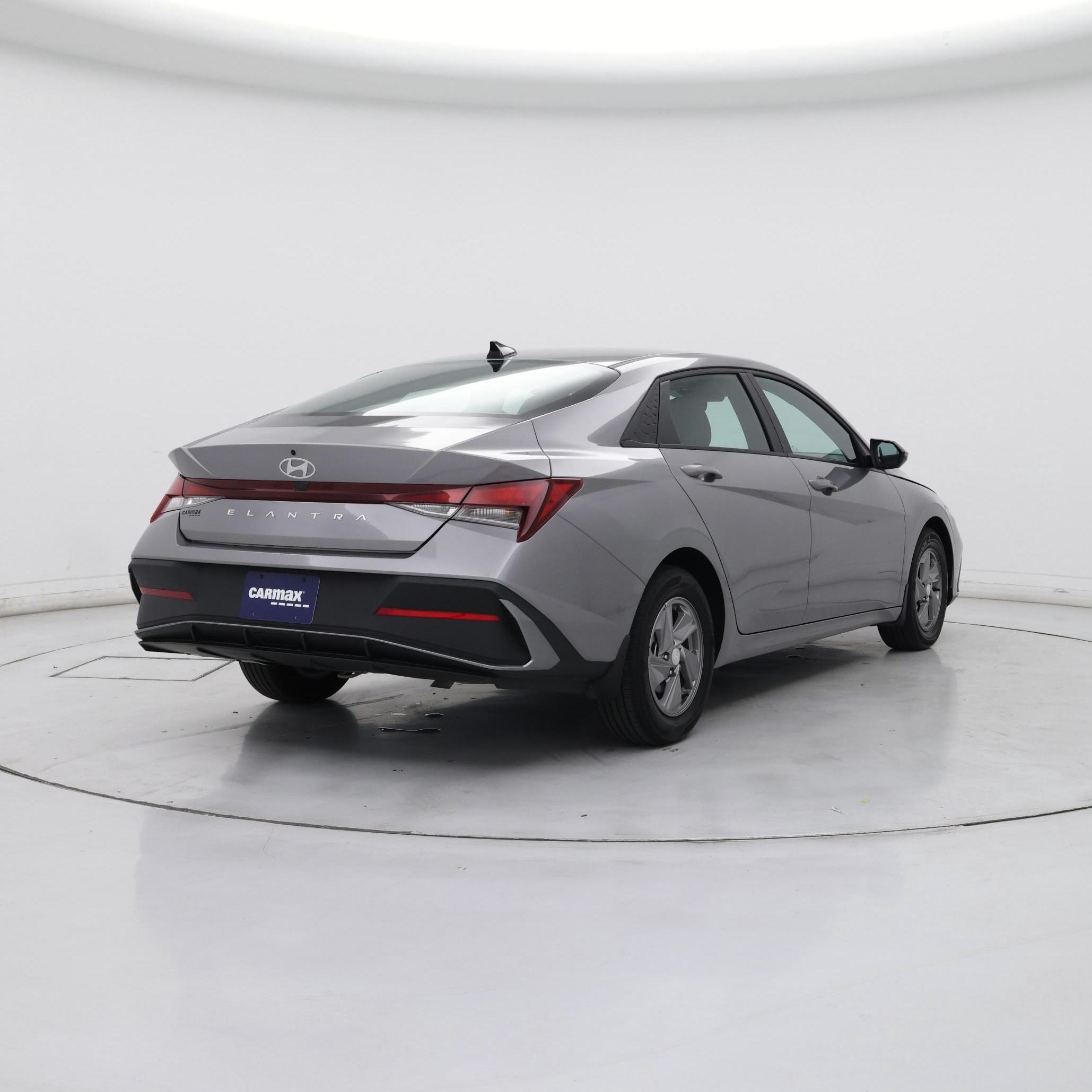Thumbnail: 2025 Hyundai Elantra - 8