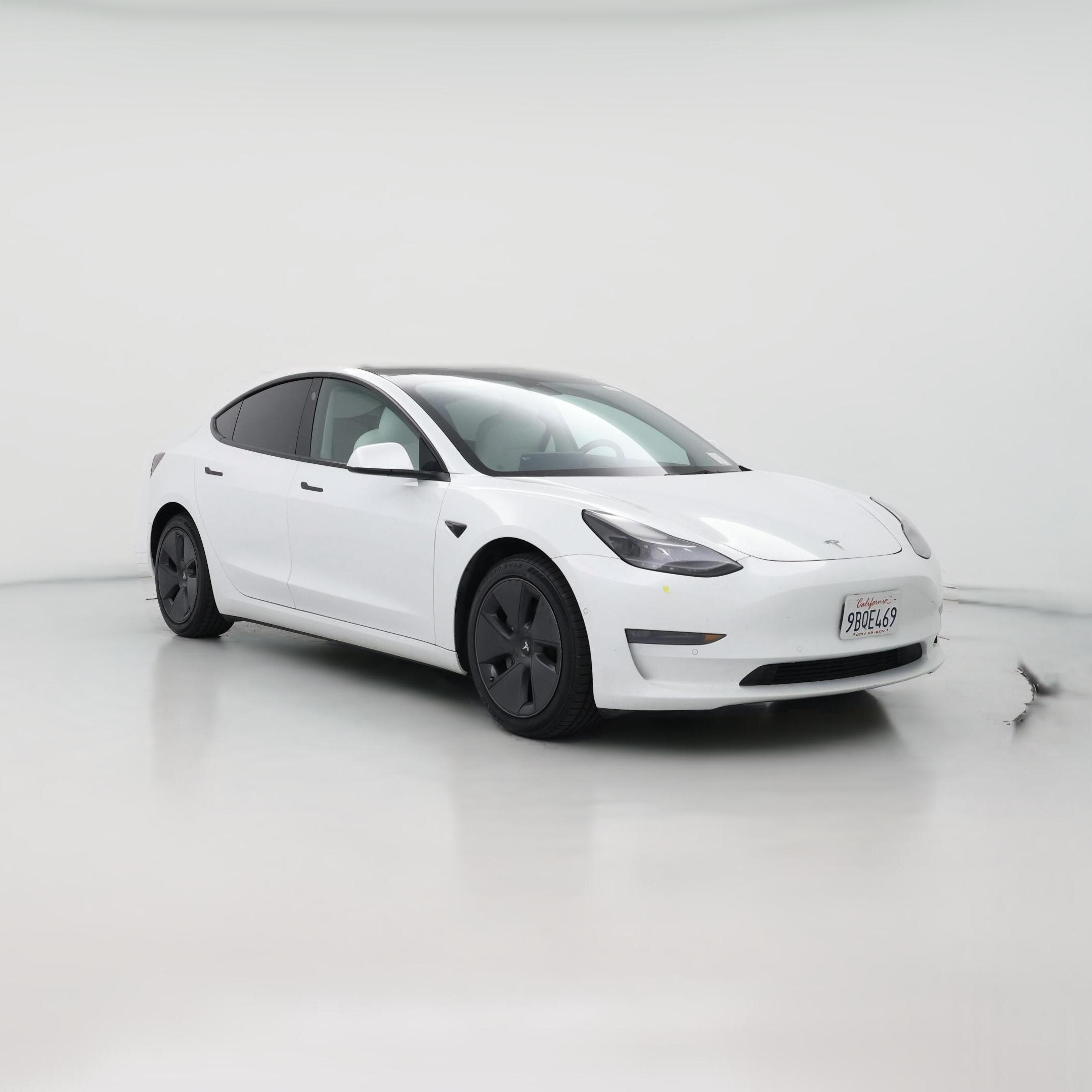 Thumbnail: 2022 Tesla Model 3 - 1