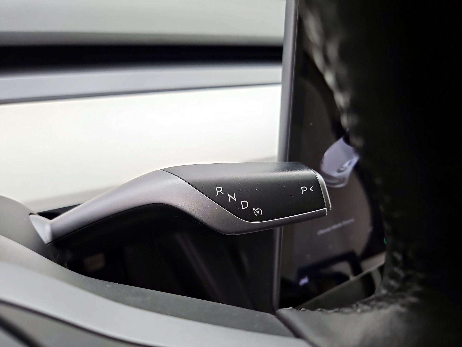 Thumbnail: 2022 Tesla Model 3 - 15