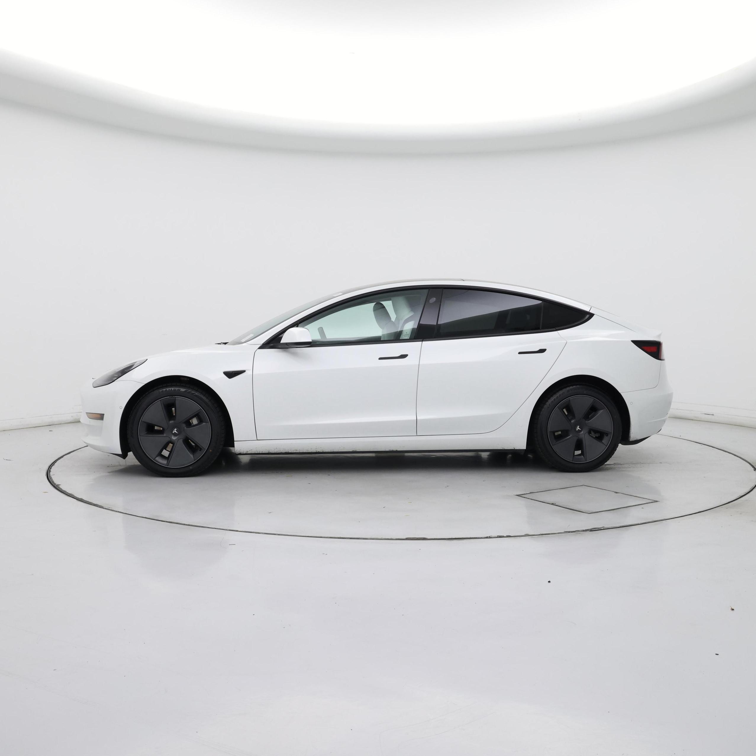 Thumbnail: 2022 Tesla Model 3 - 3
