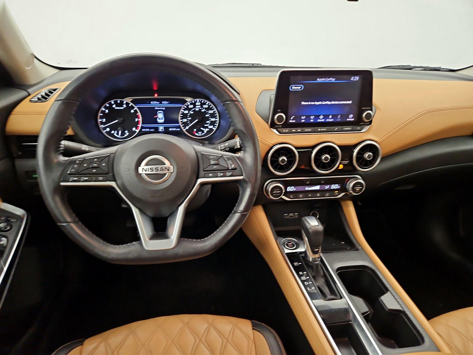 Thumbnail: 2020 Nissan Sentra - 10
