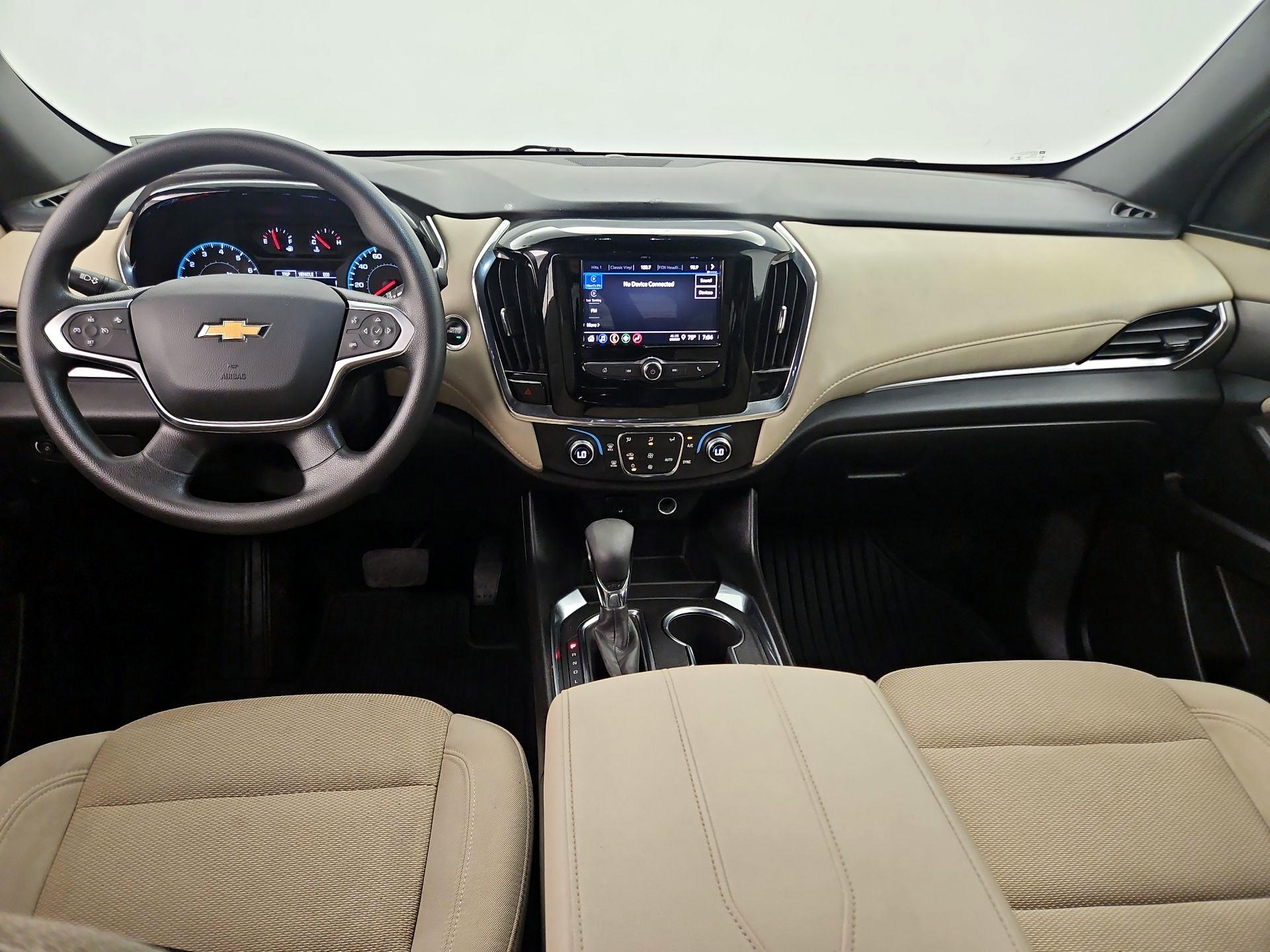 Thumbnail: 2023 Chevrolet Traverse - 9