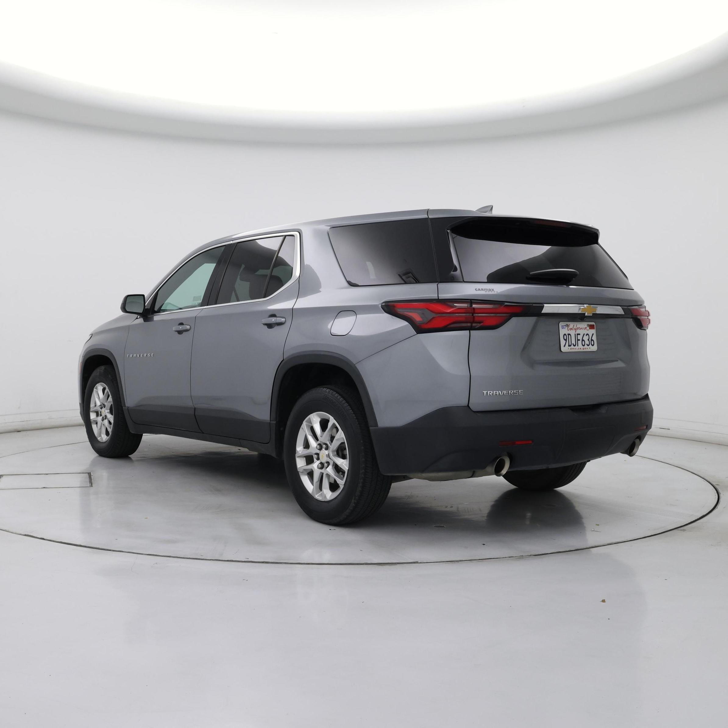 Thumbnail: 2023 Chevrolet Traverse - 2