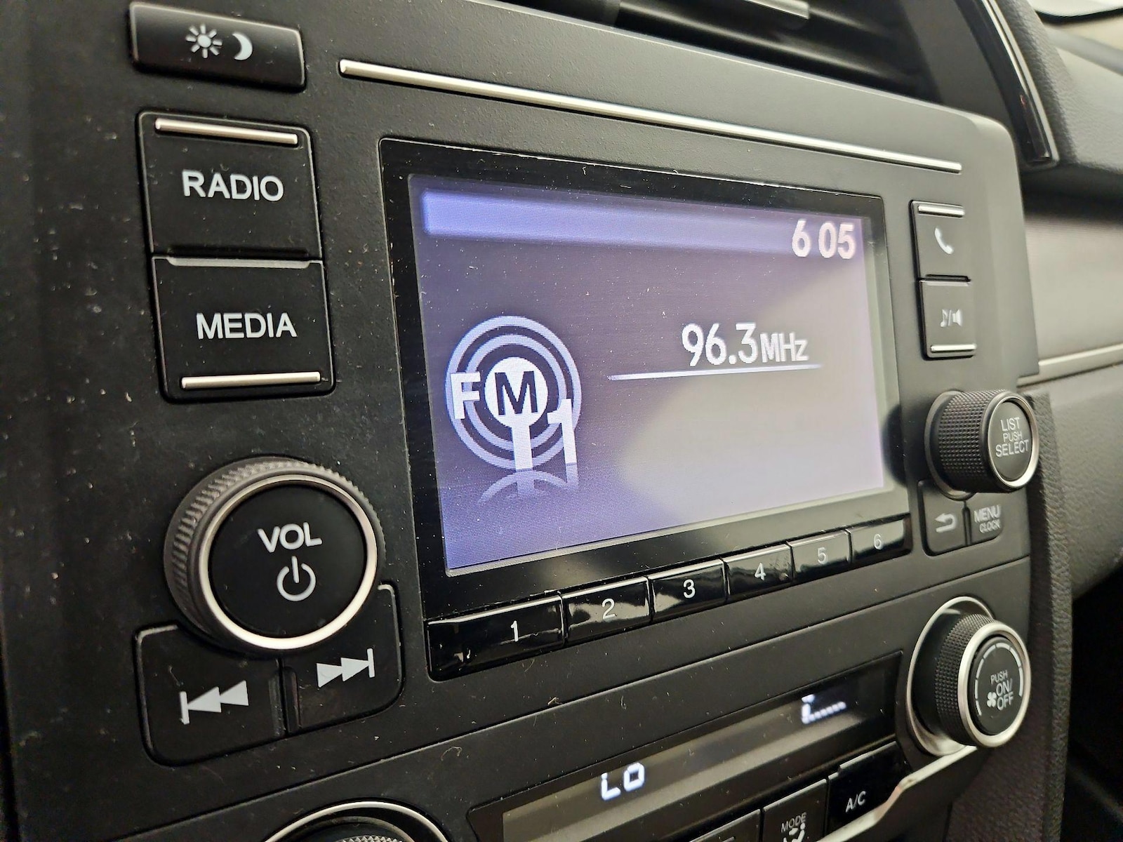 2017 Honda Civic LX - Photo 16