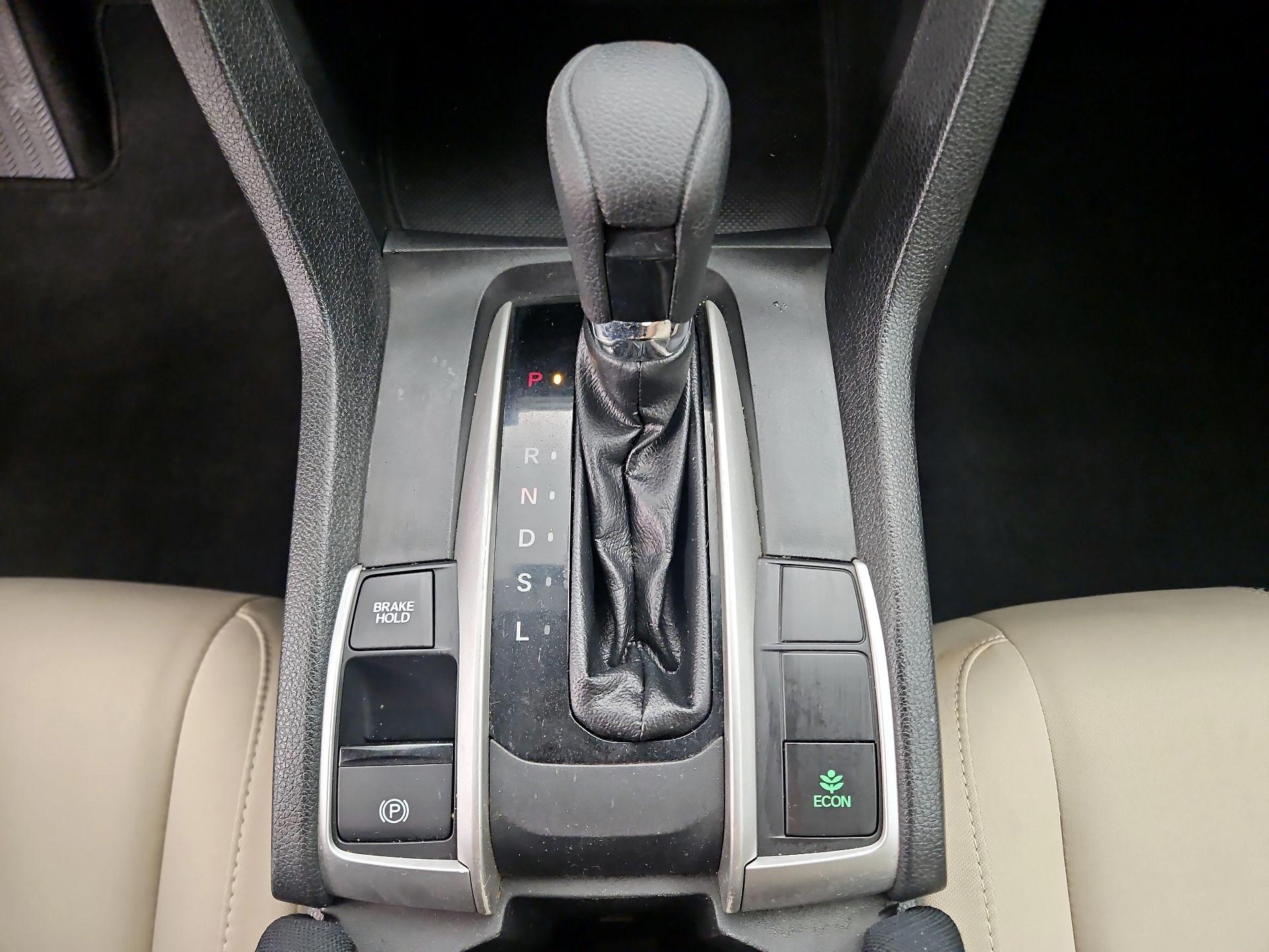 Thumbnail: 2017 Honda Civic - 17