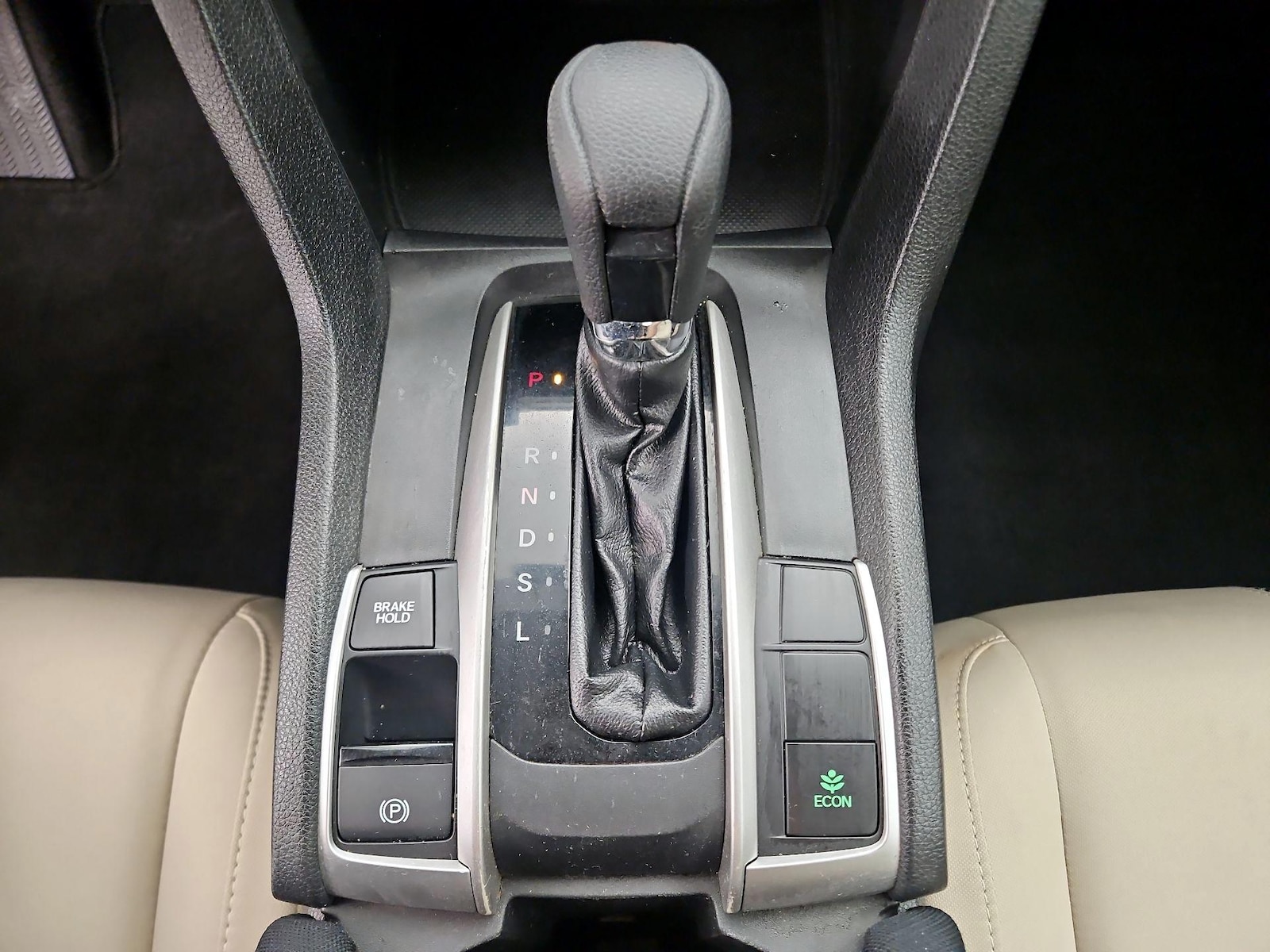2017 Honda Civic LX - Photo 18