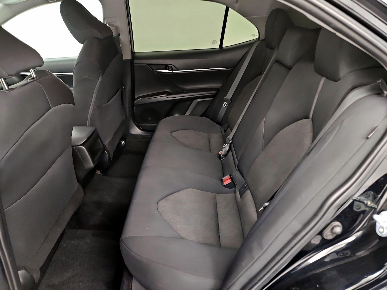 2022 Toyota Camry LE - Photo 20