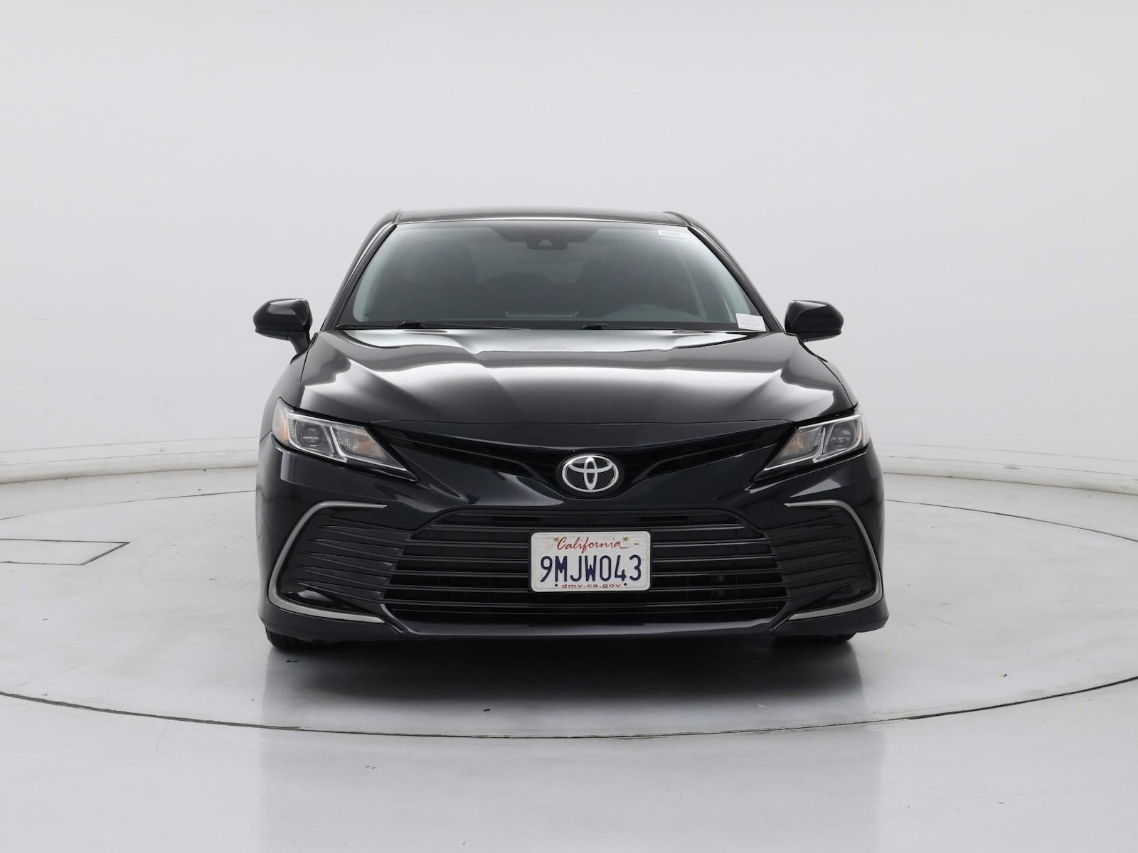 2022 Toyota Camry LE - Photo 6