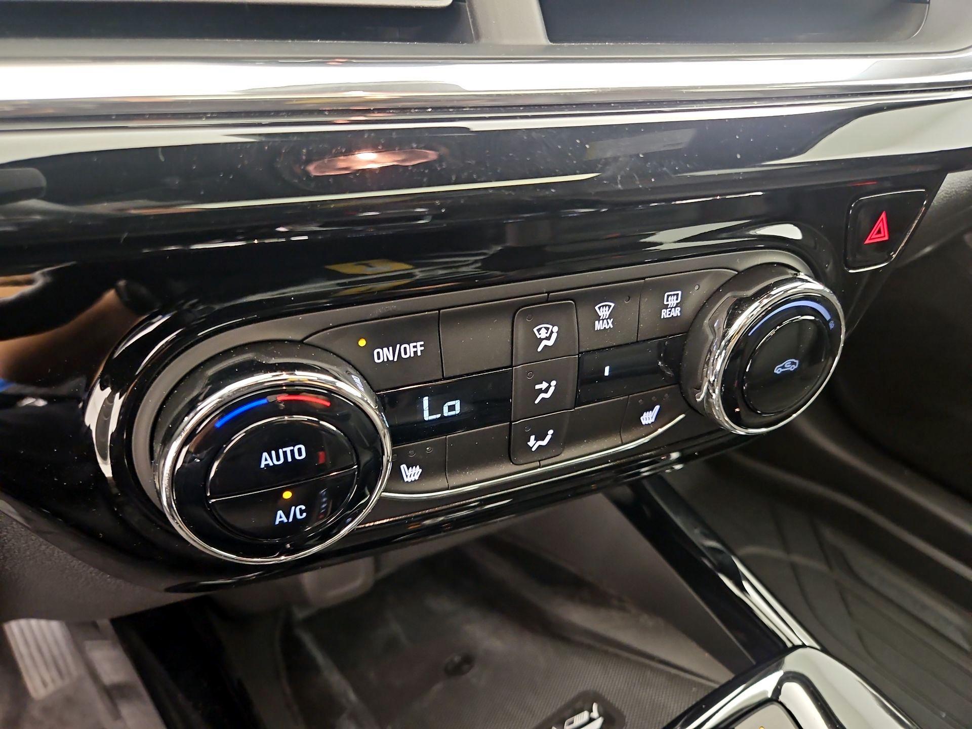 Thumbnail: 2025 Chevrolet Trax - 16