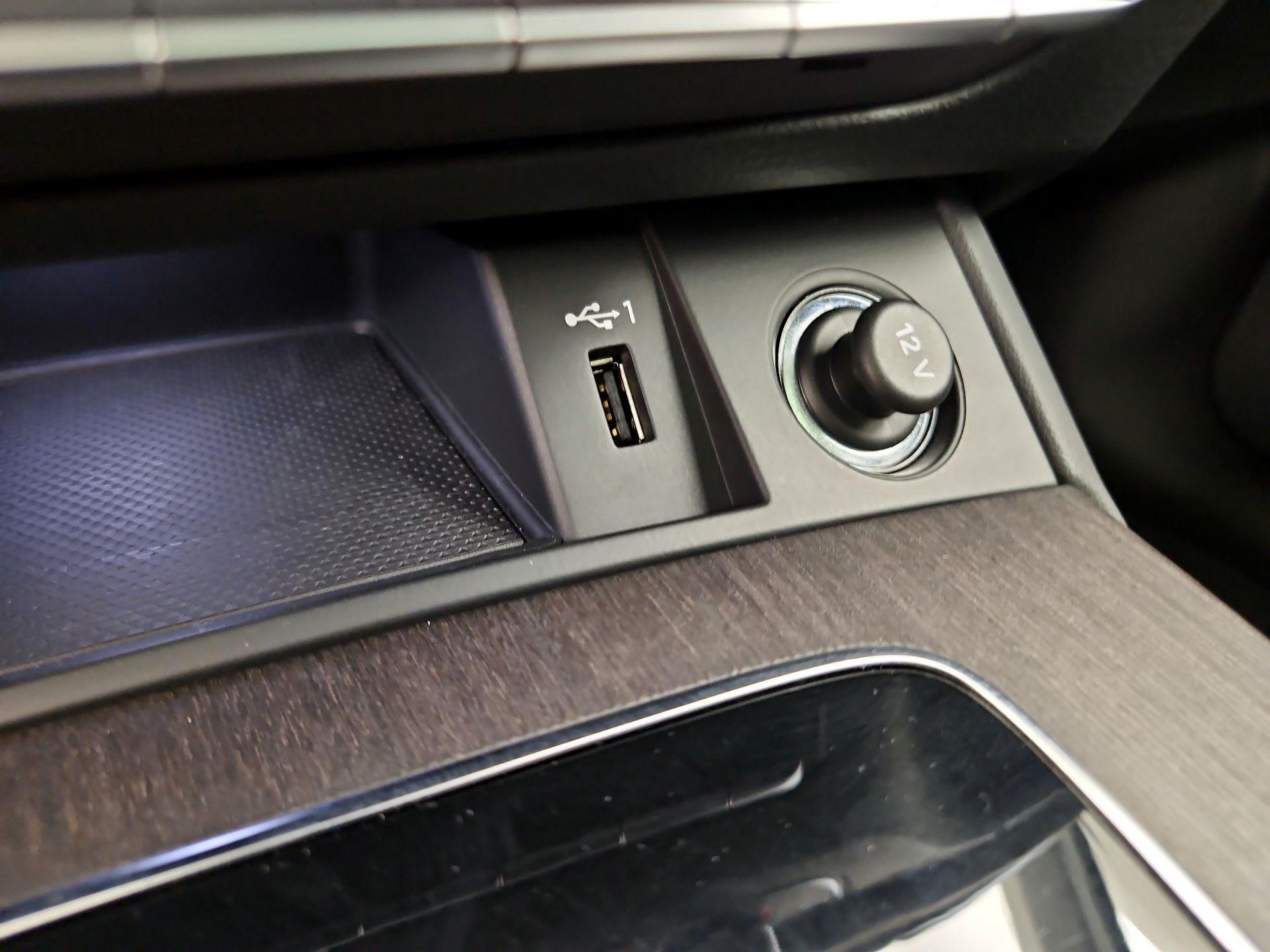 Thumbnail: 2021 Audi Q5 - 18