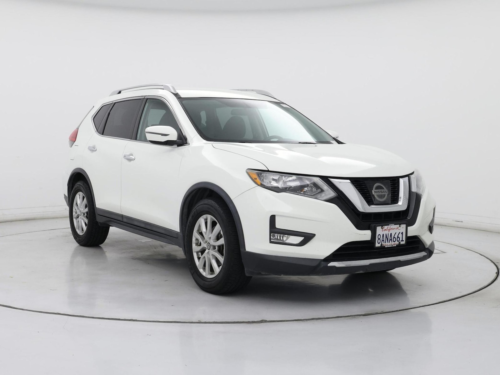 2017 Nissan Rogue SV - Photo 2
