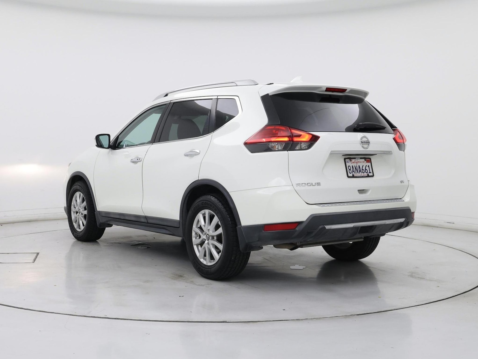 2017 Nissan Rogue SV - Photo 3