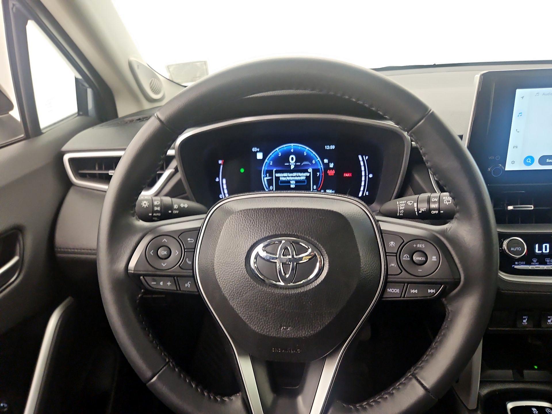 Thumbnail: 2025 Toyota Corolla Cross - 10