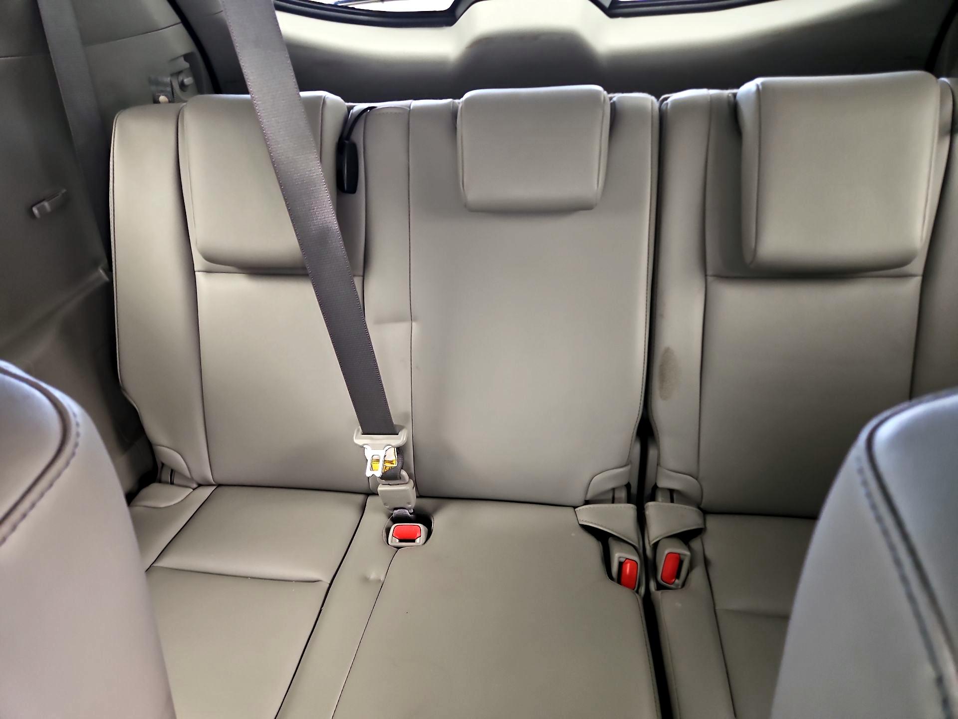 Thumbnail: 2019 Toyota Highlander - 20