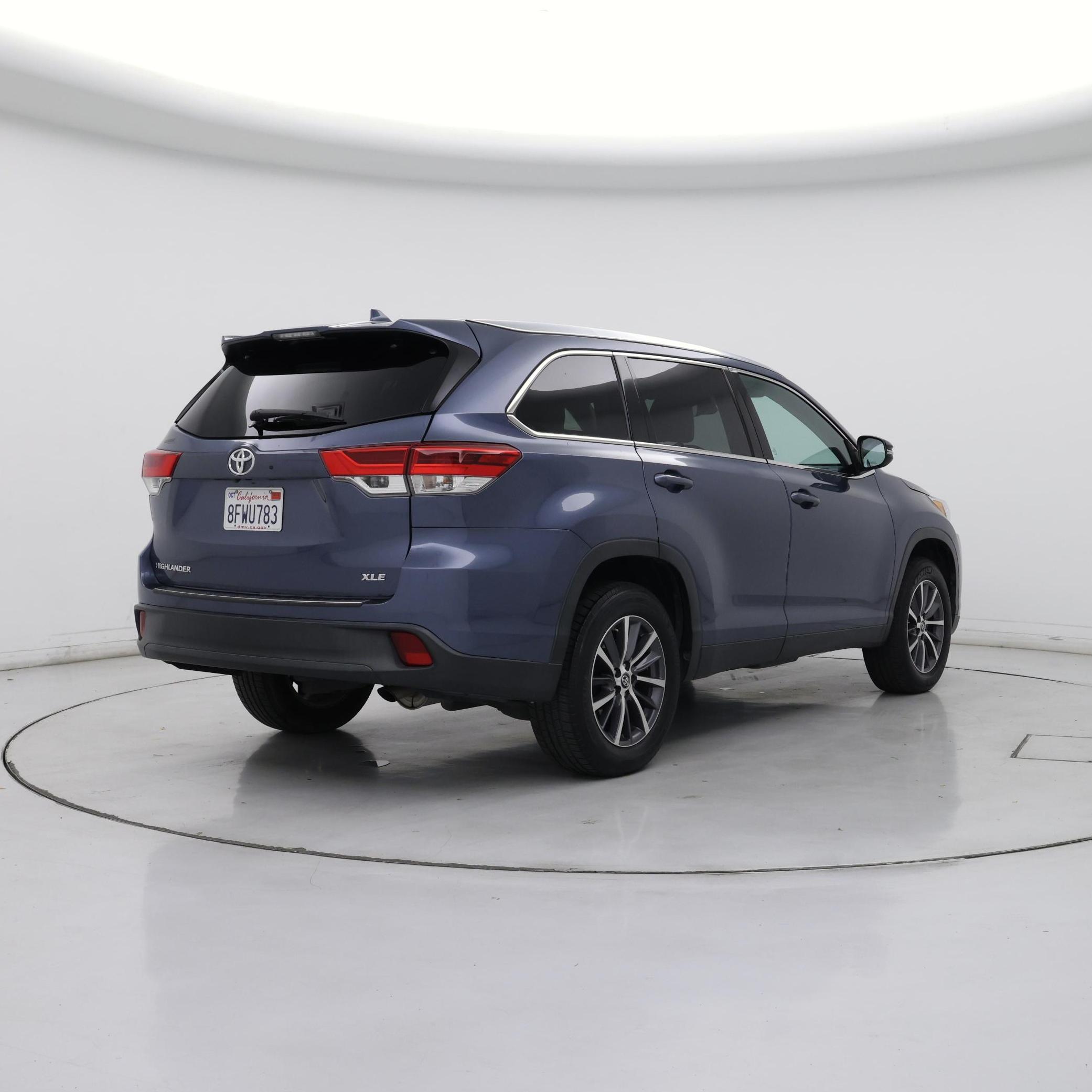 Thumbnail: 2019 Toyota Highlander - 8