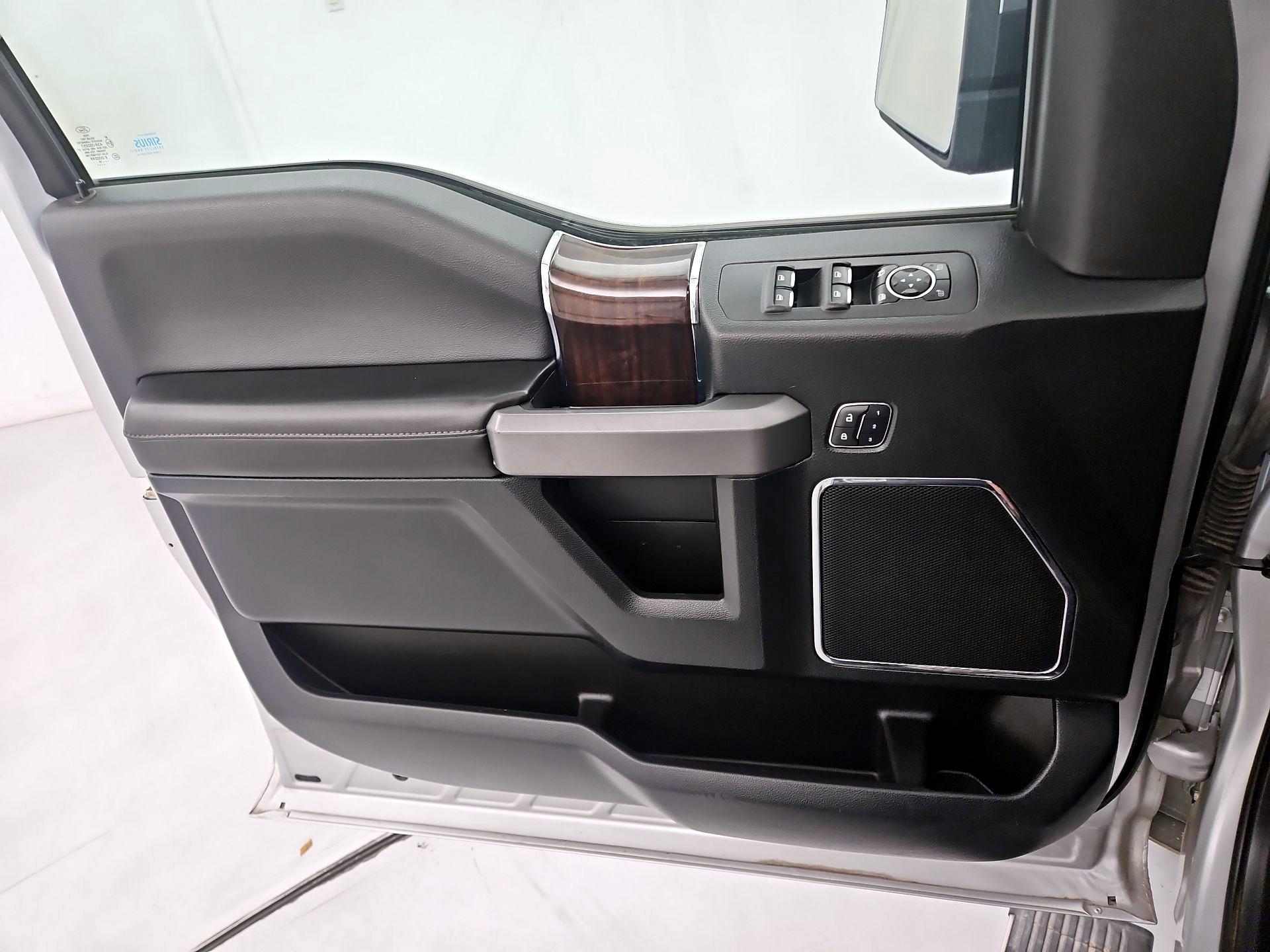 Thumbnail: 2016 Ford F-150 - 12