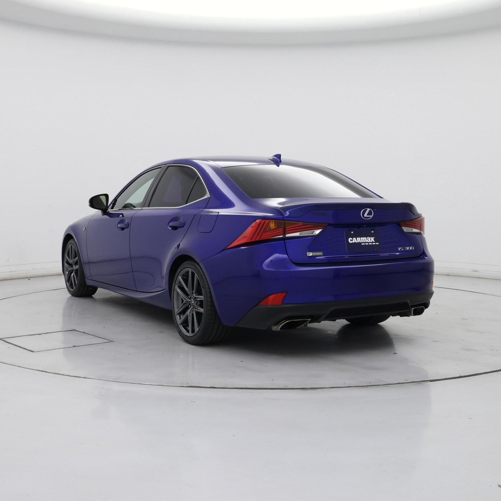 Thumbnail: 2020 Lexus IS - 2