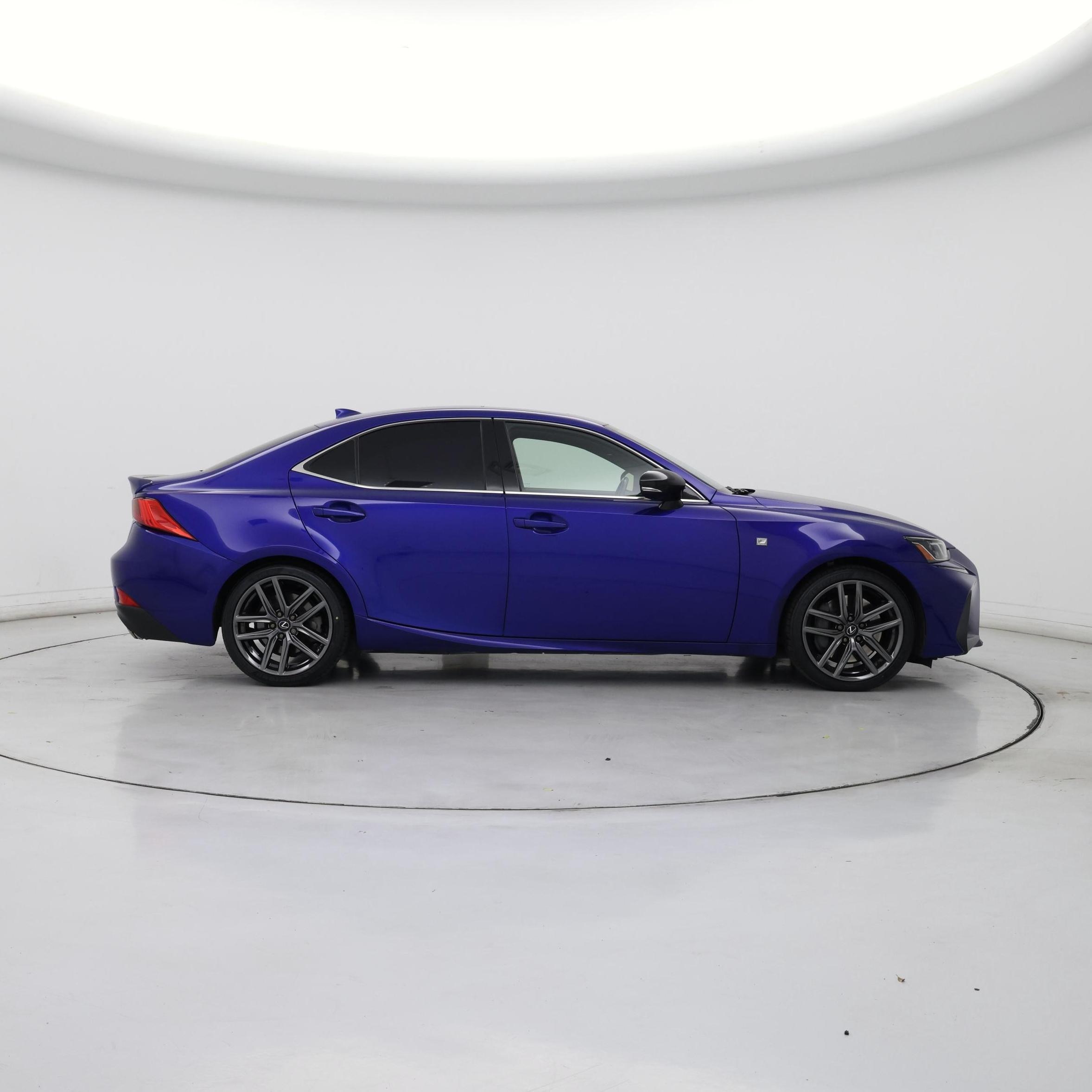 Thumbnail: 2020 Lexus IS - 7