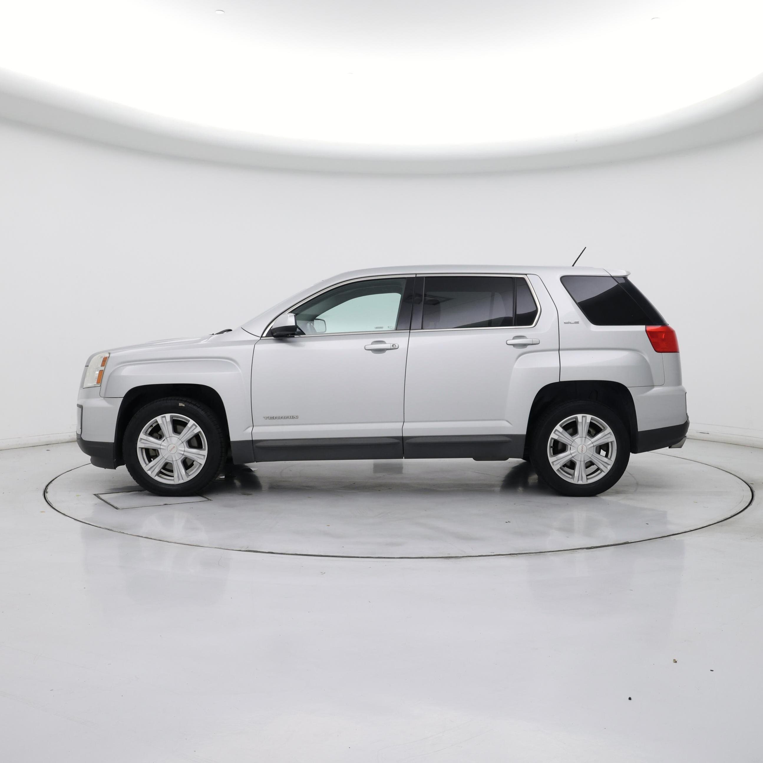 Thumbnail: 2017 GMC Terrain - 3