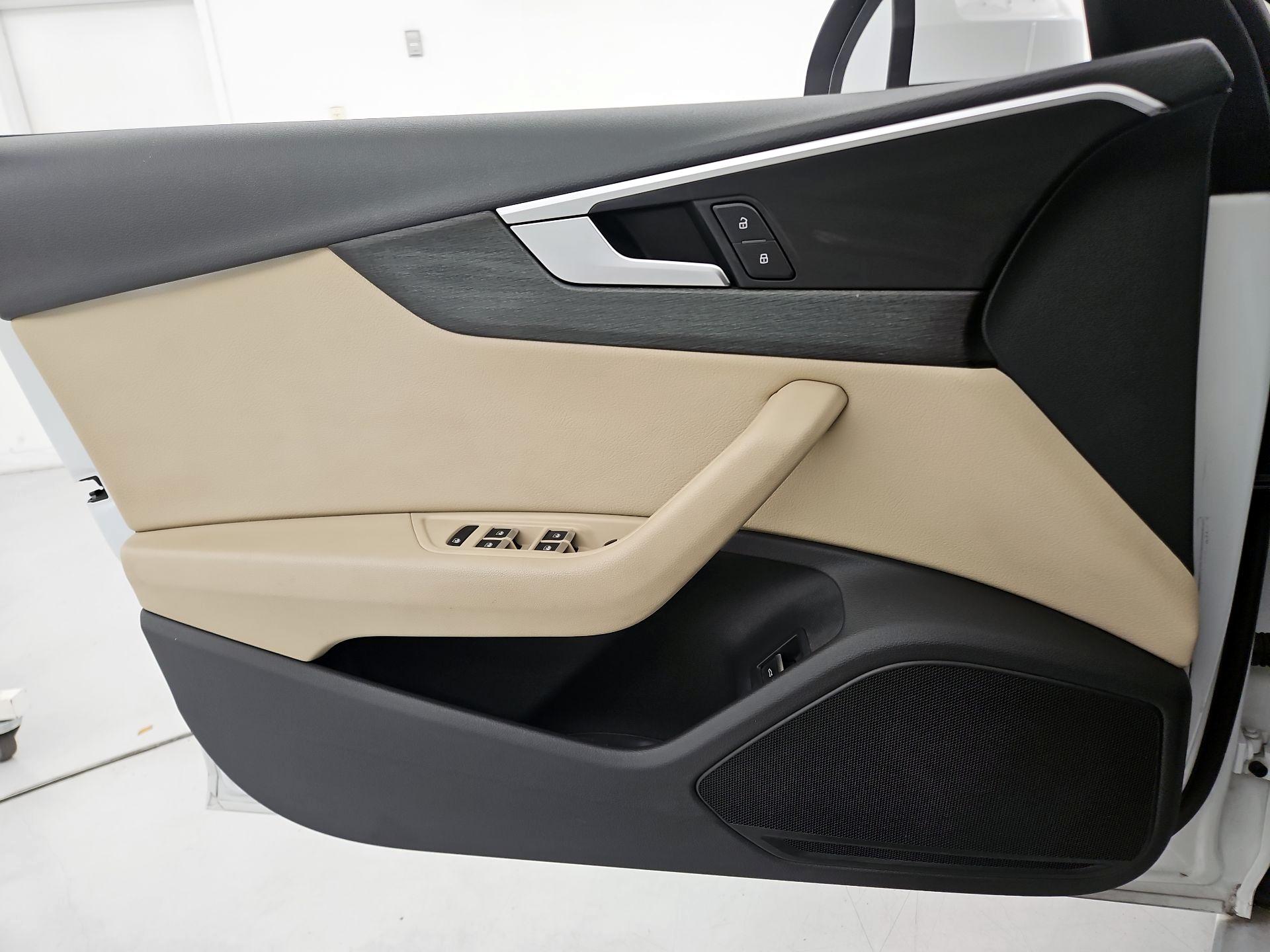 Thumbnail: 2019 Audi A4 - 12
