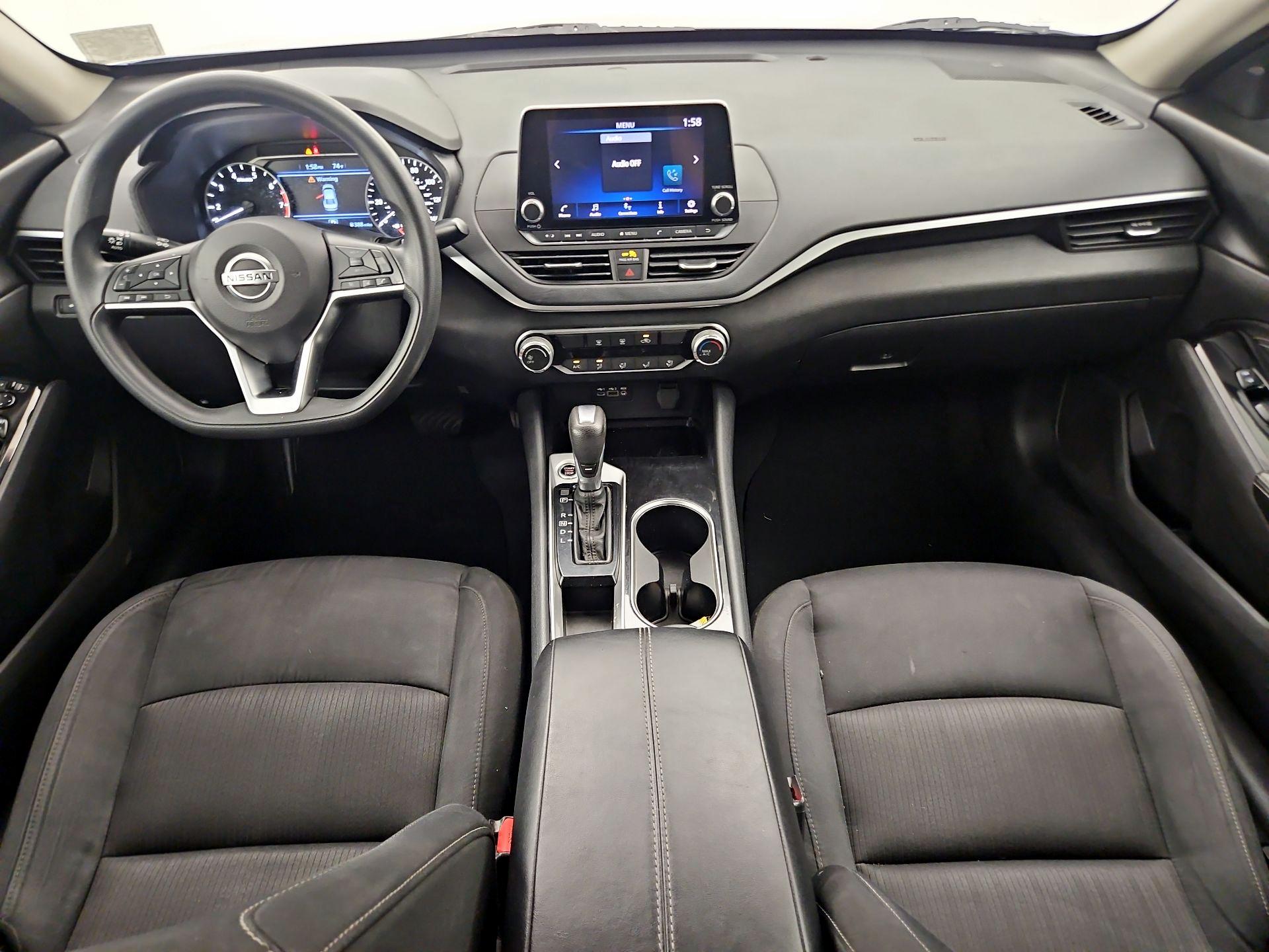 Thumbnail: 2021 Nissan Altima - 9