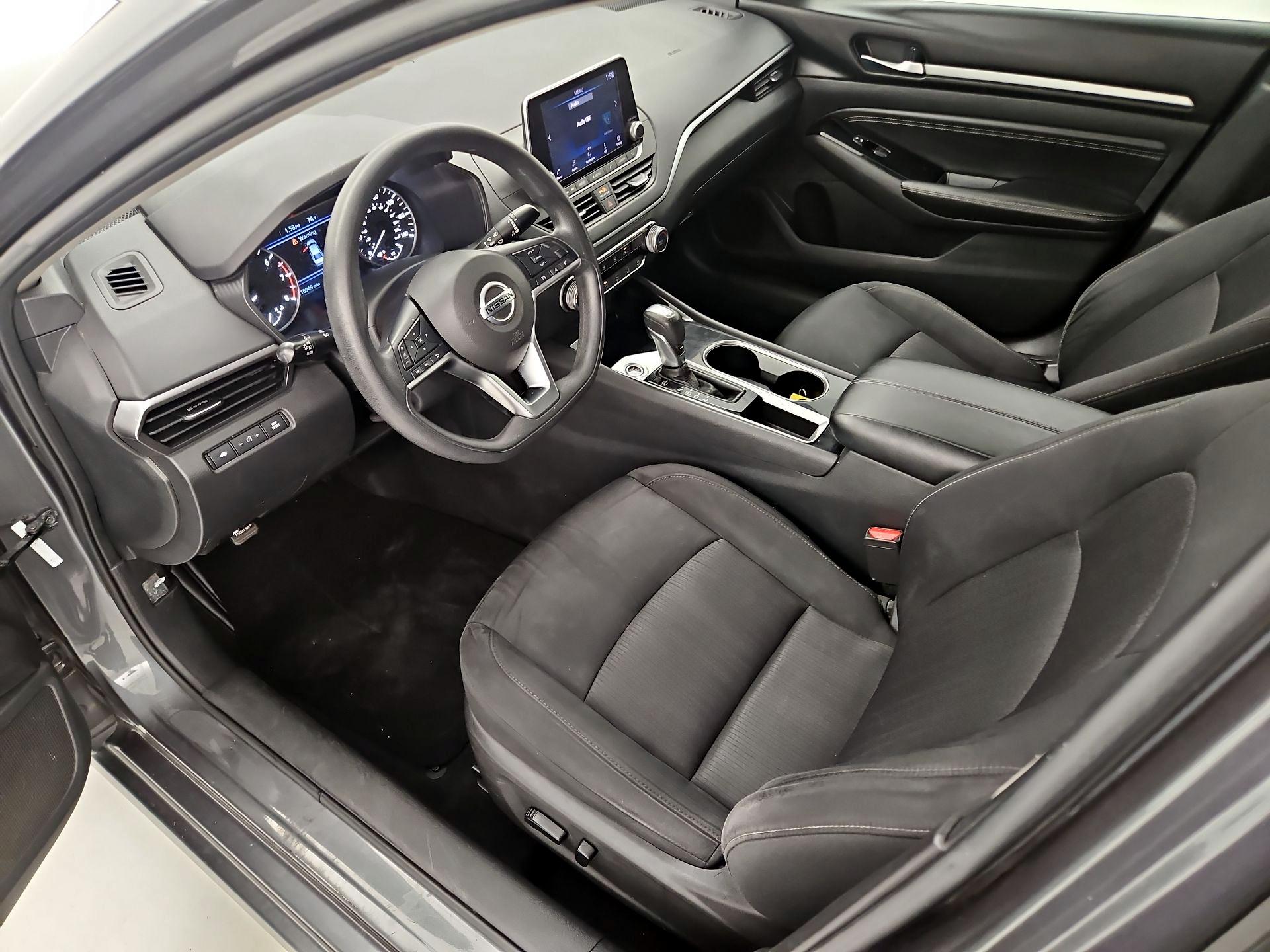 Thumbnail: 2021 Nissan Altima - 11