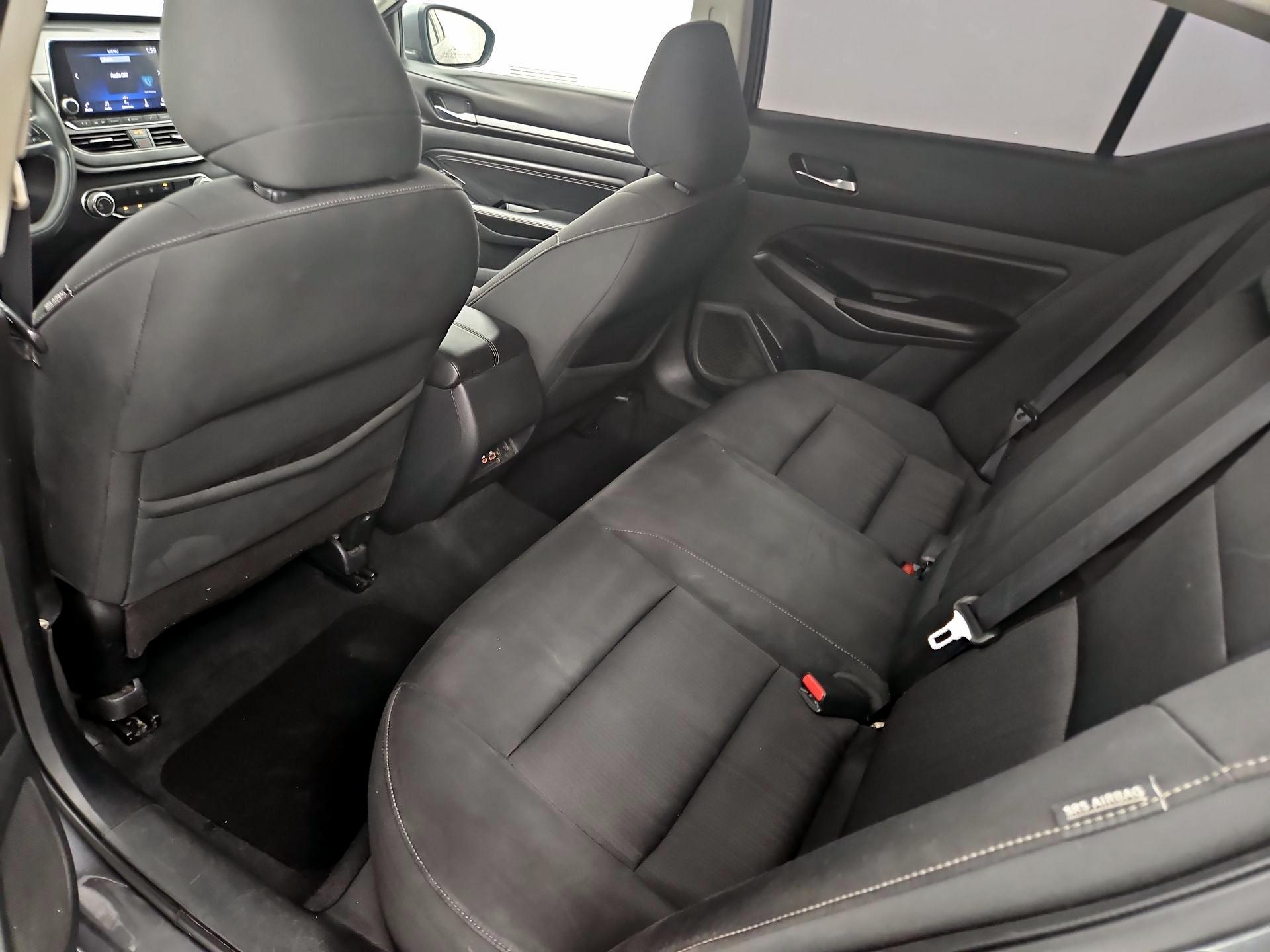Thumbnail: 2021 Nissan Altima - 19