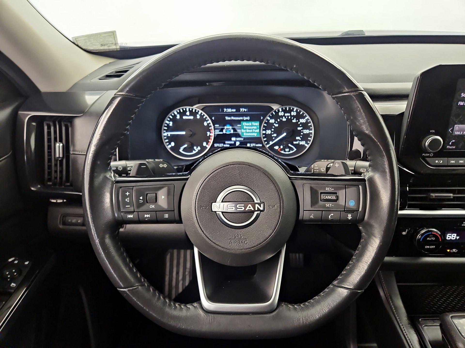 Thumbnail: 2022 Nissan Pathfinder - 10