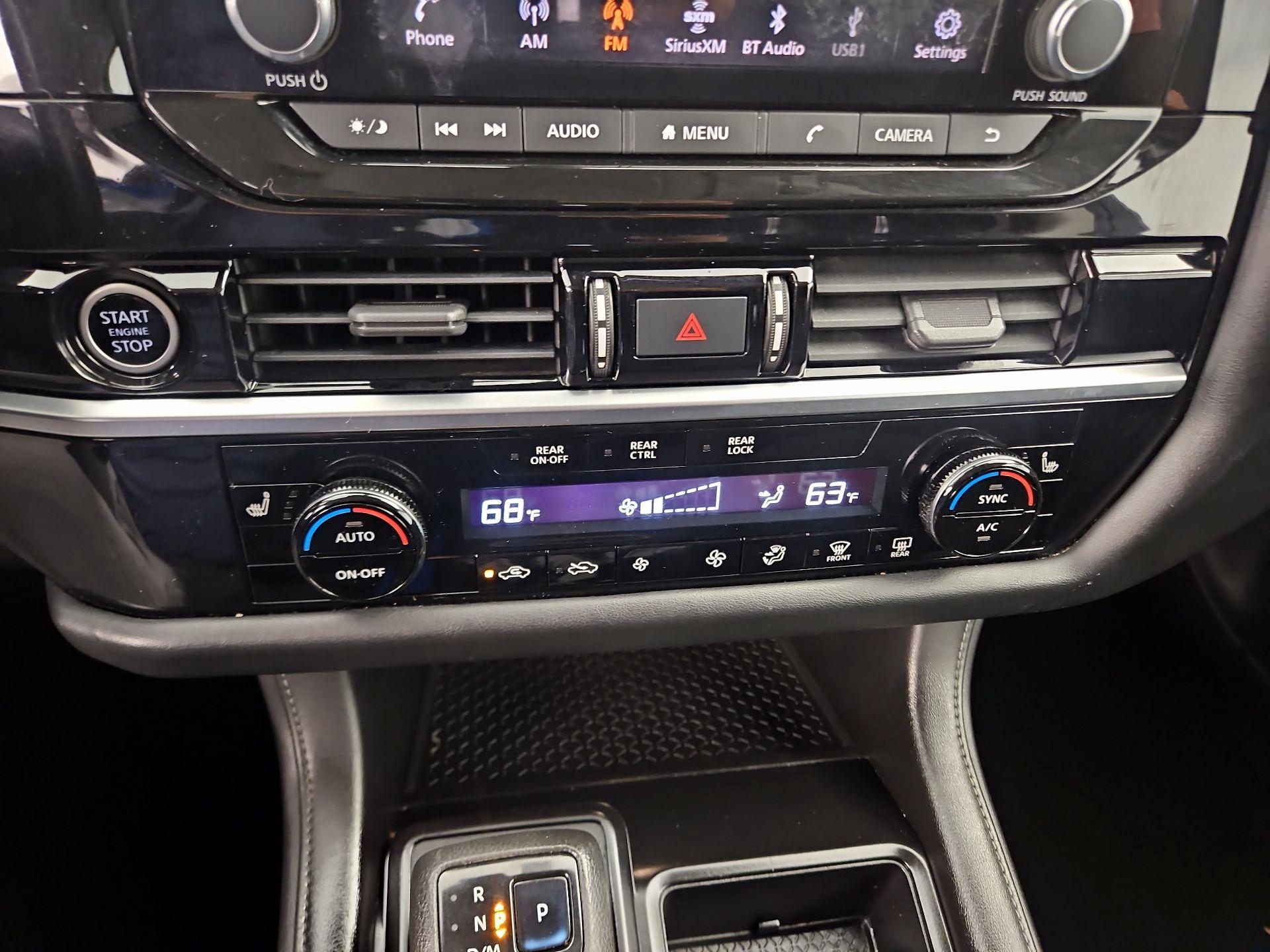 Thumbnail: 2022 Nissan Pathfinder - 16