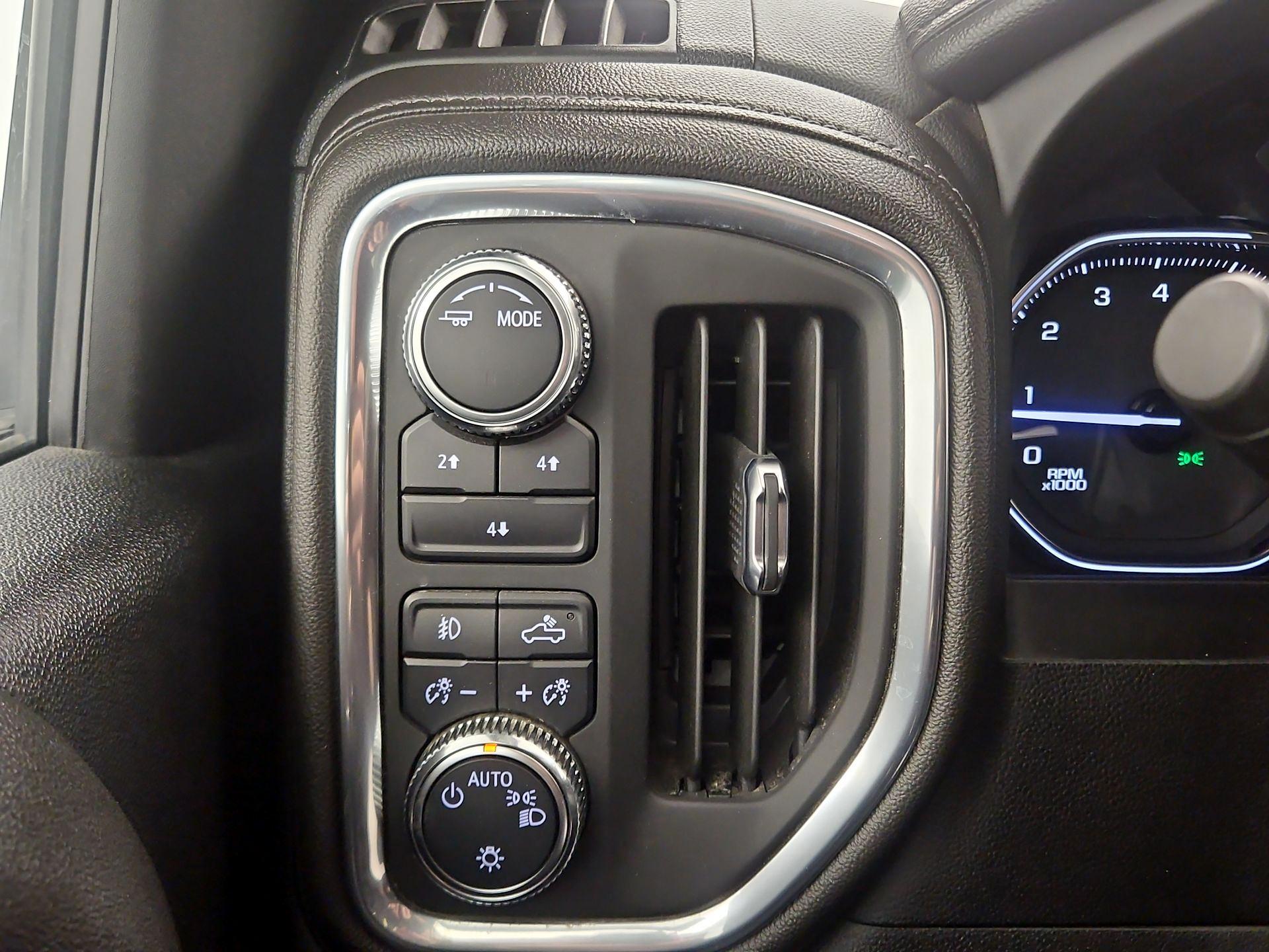 Thumbnail: 2022 GMC Sierra 2500 - 13