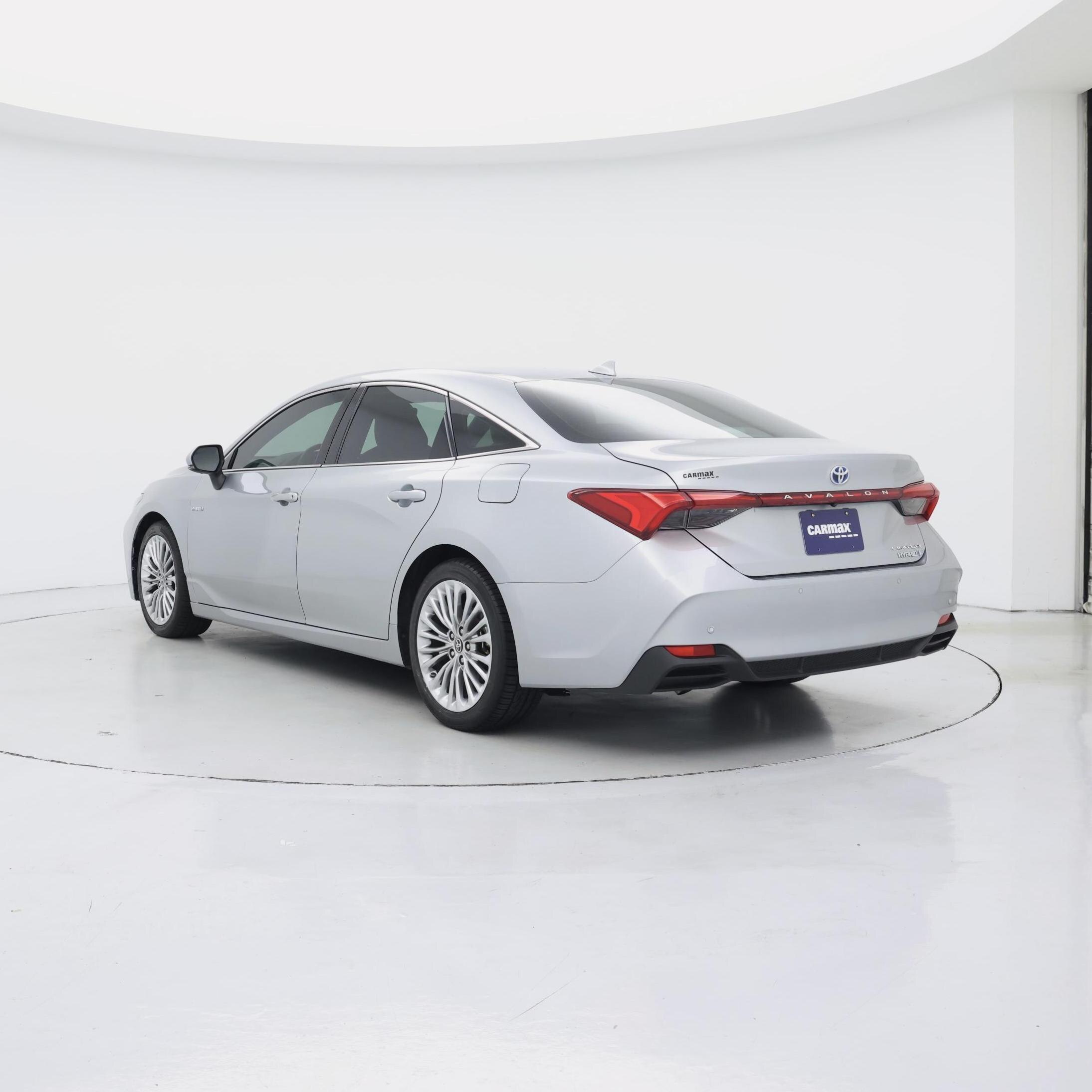 Thumbnail: 2020 Toyota Avalon - 2