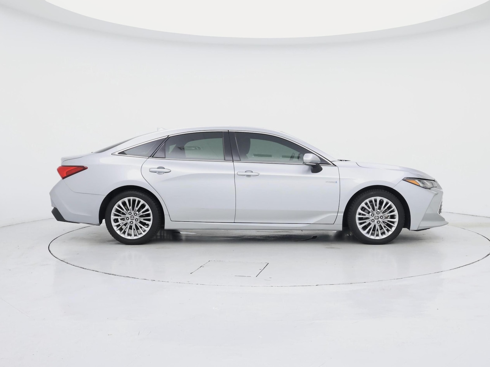 2020 Toyota Avalon Limited - Photo 8