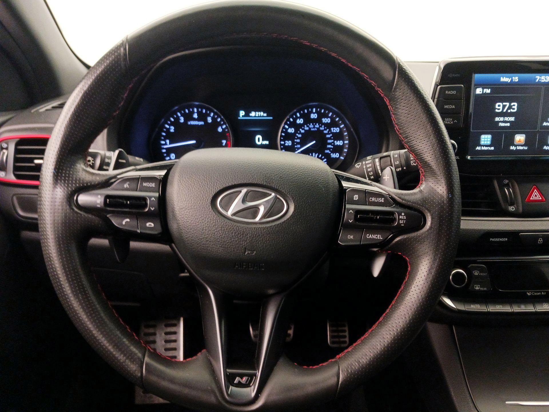 Thumbnail: 2020 Hyundai Elantra - 10