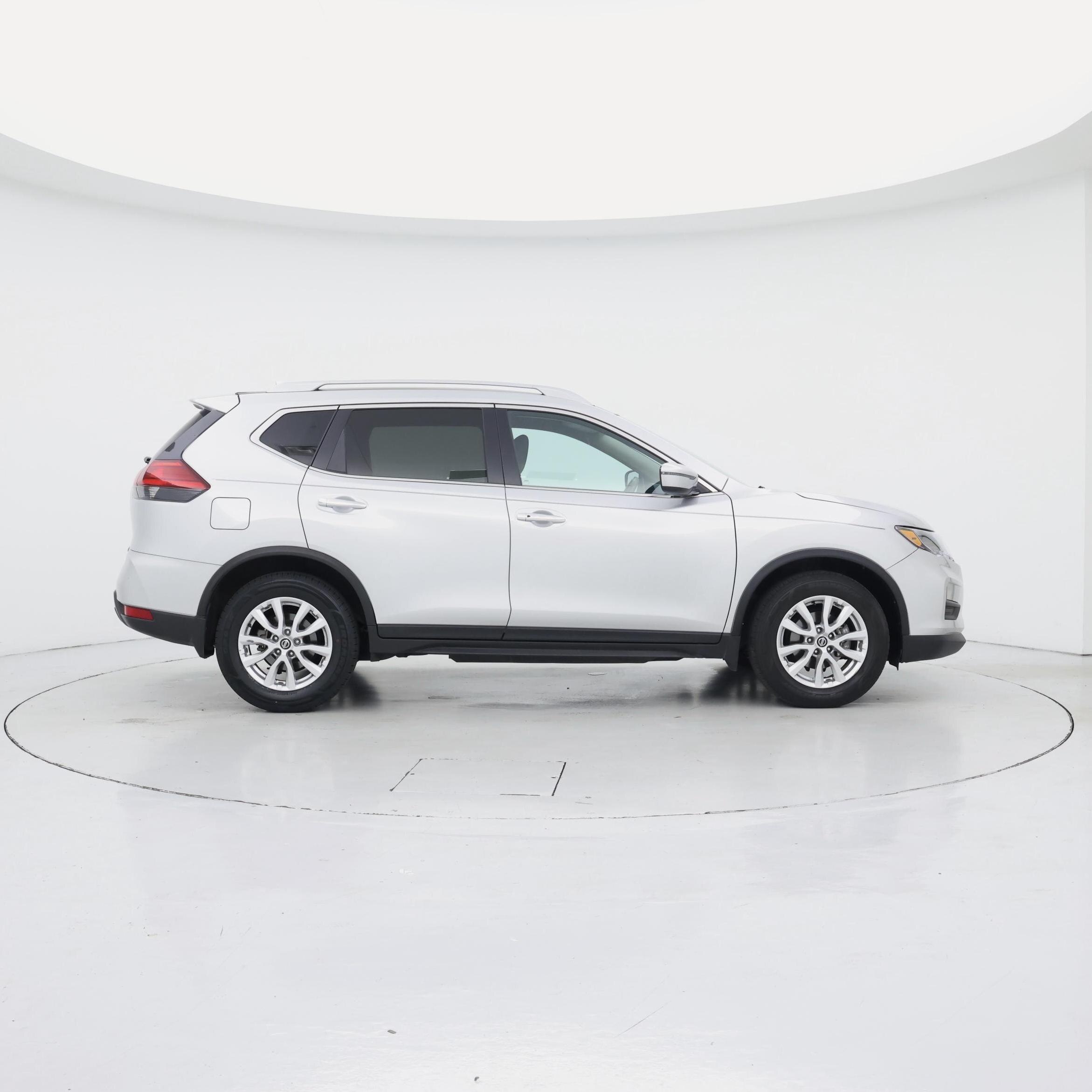 Thumbnail: 2017 Nissan Rogue - 7