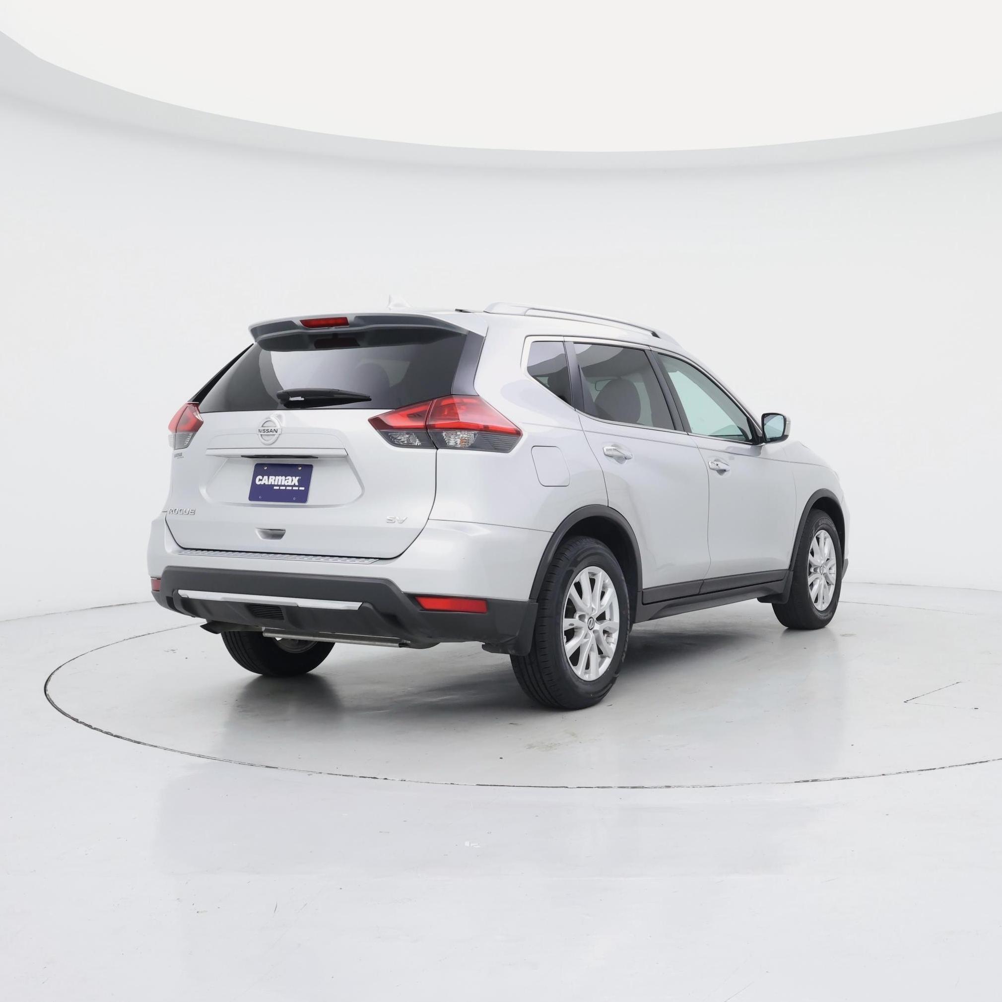 Thumbnail: 2017 Nissan Rogue - 8