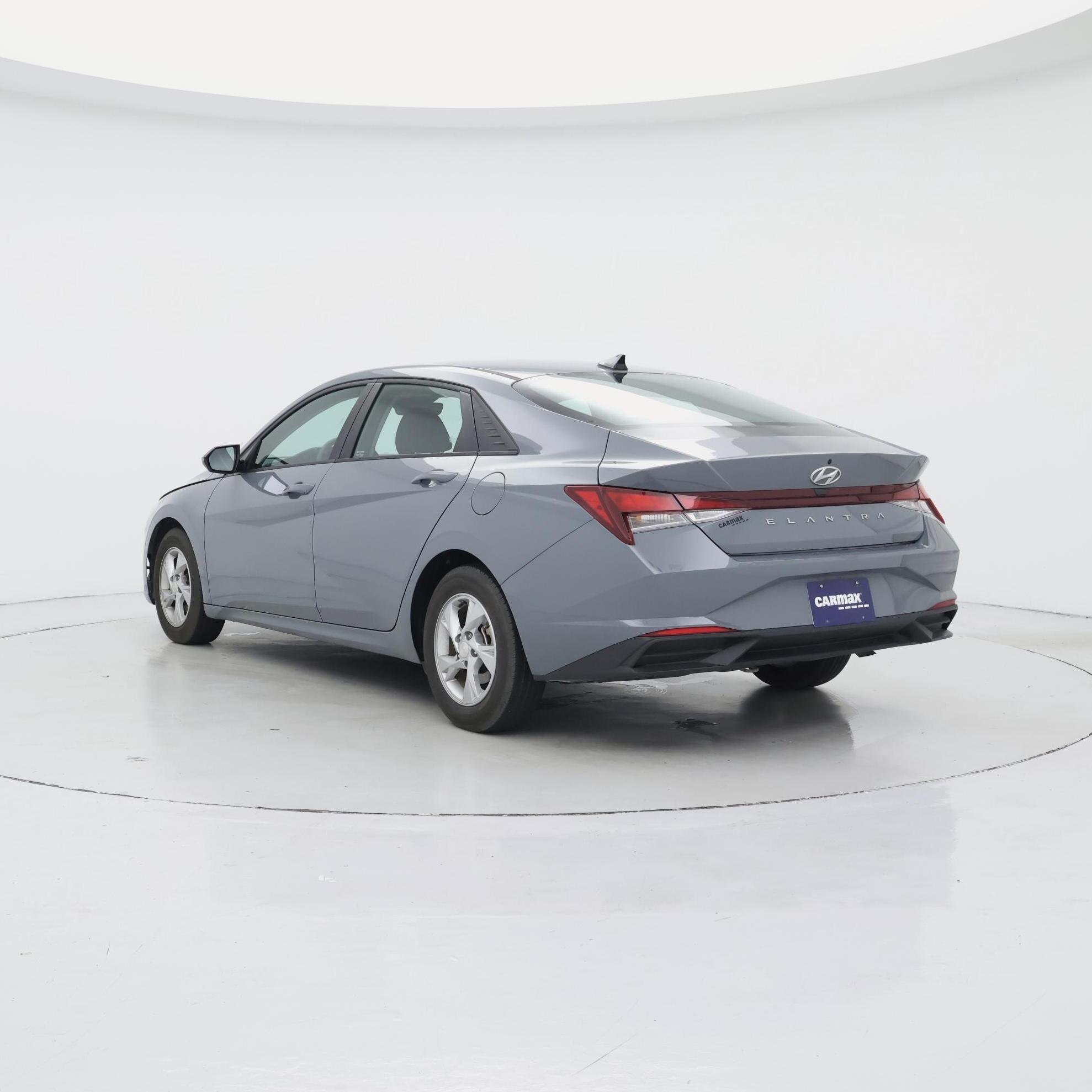 Thumbnail: 2022 Hyundai Elantra - 2