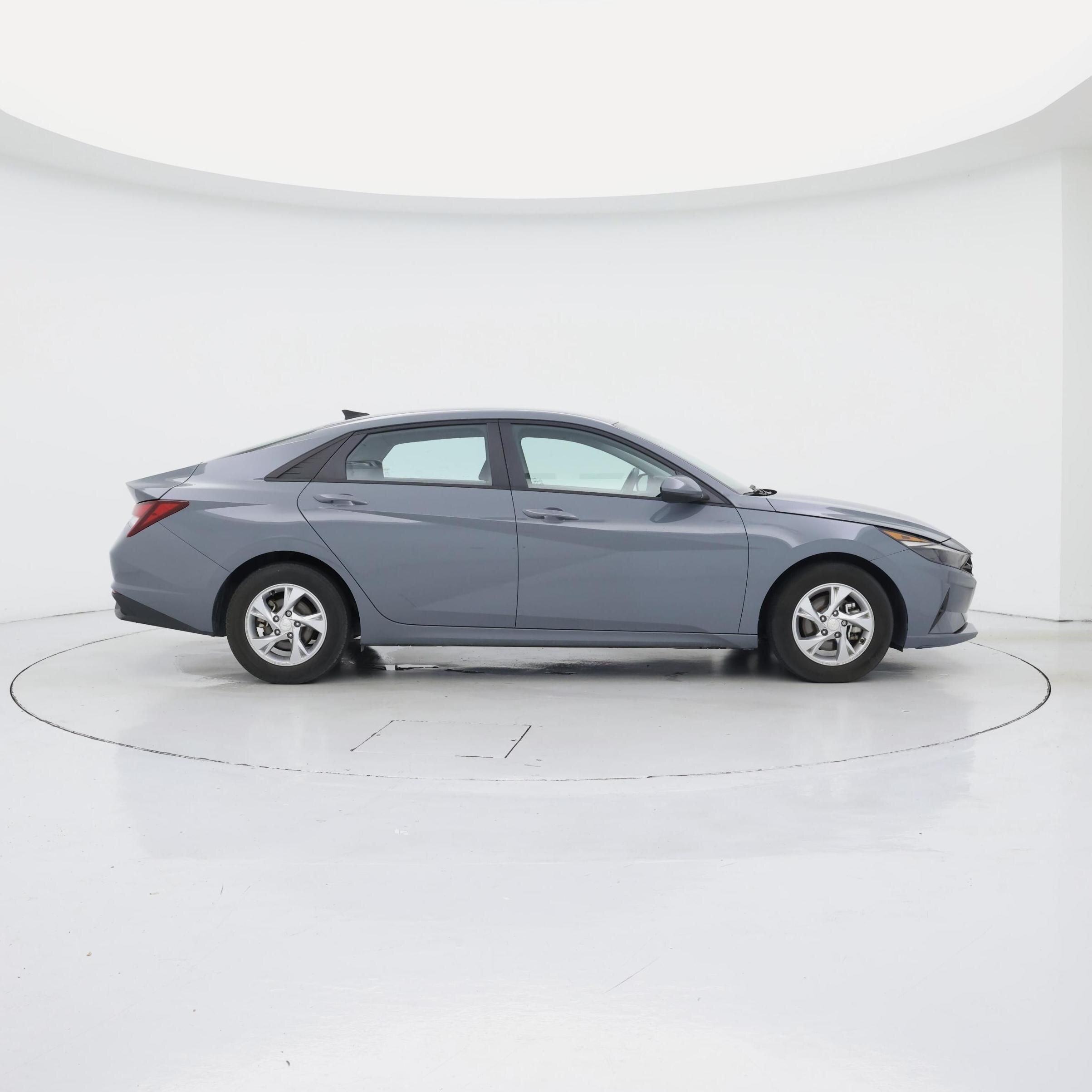 Thumbnail: 2022 Hyundai Elantra - 7
