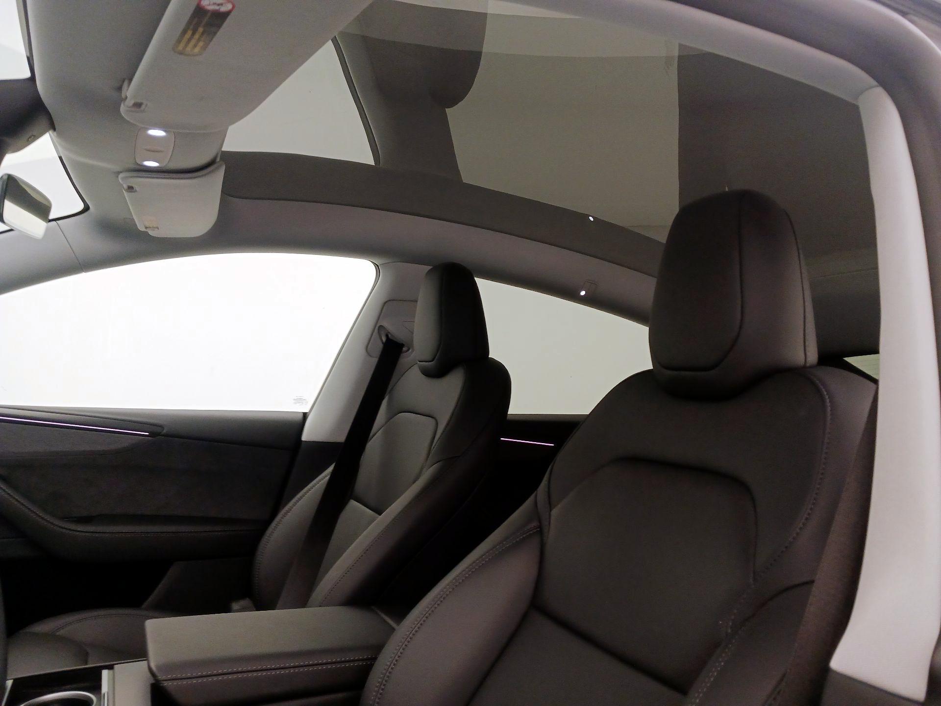 Thumbnail: 2026 Tesla Model Y - 19