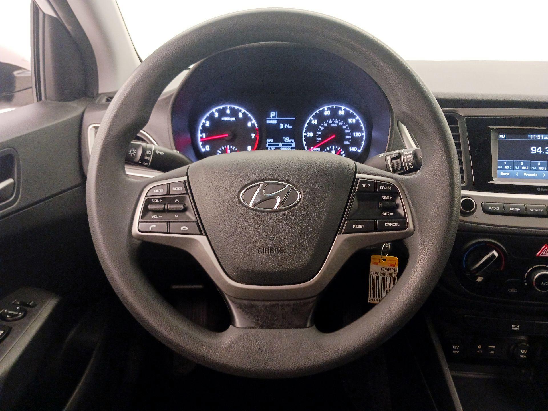 Thumbnail: 2019 Hyundai Accent - 10