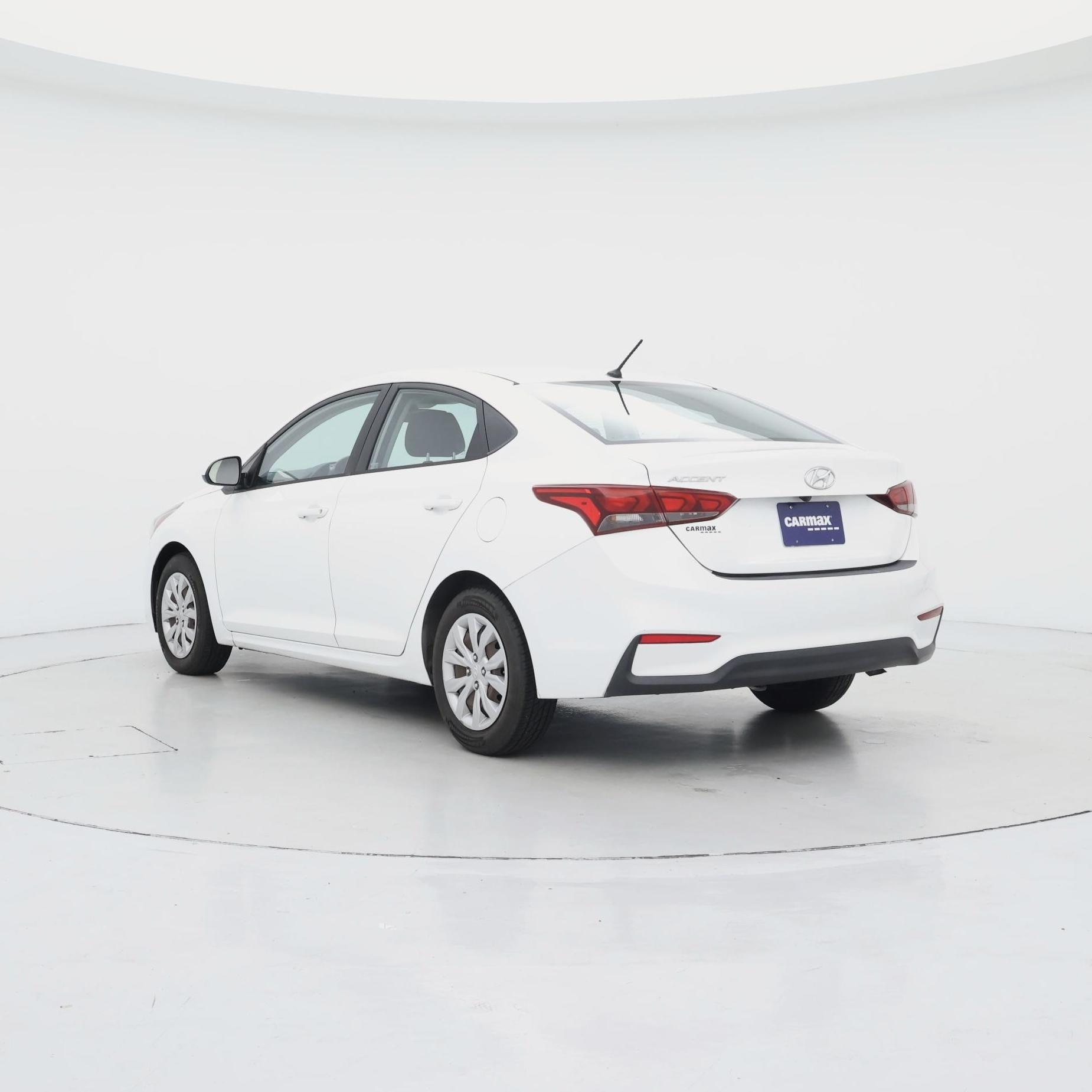 Thumbnail: 2019 Hyundai Accent - 2