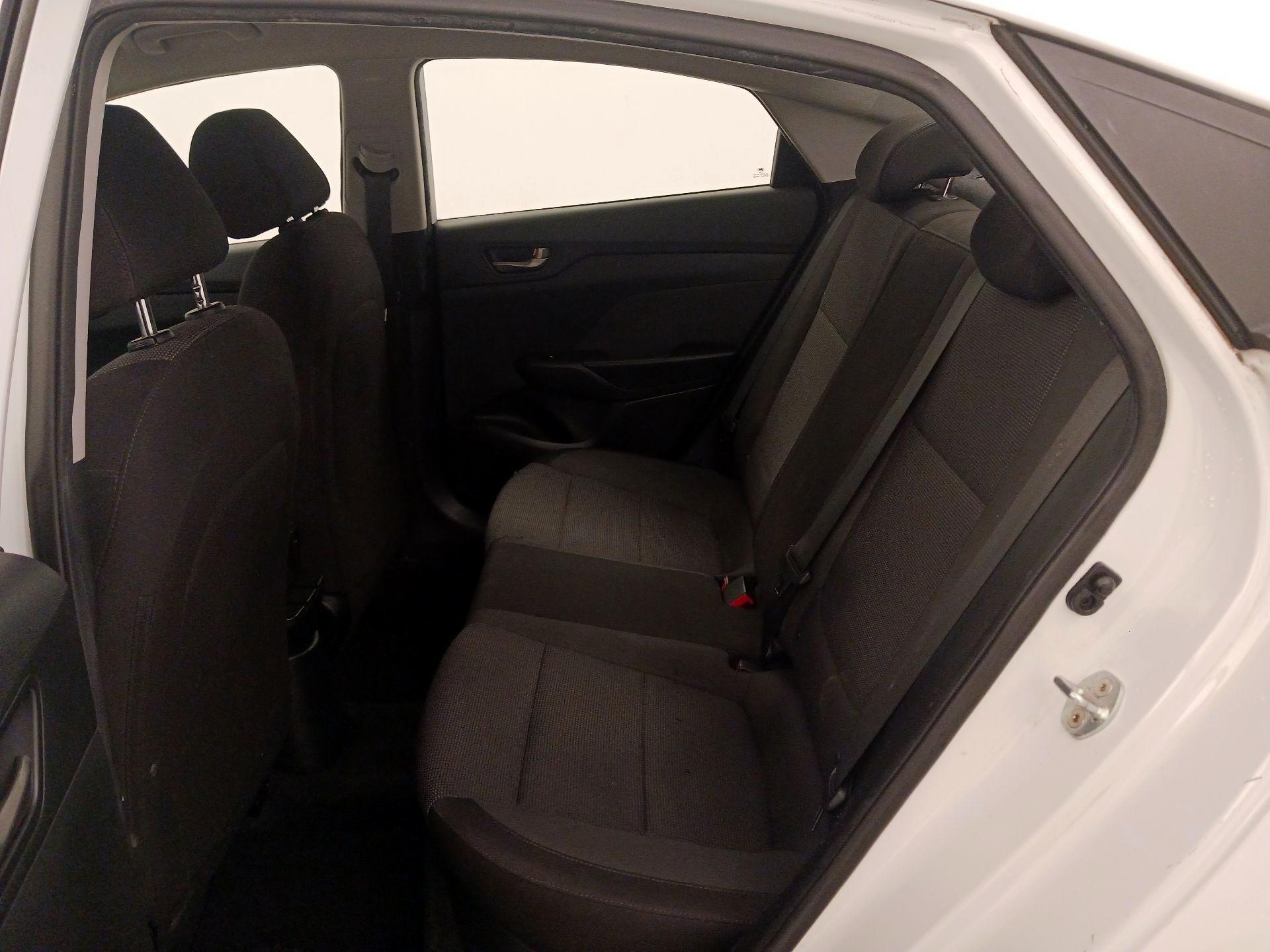 Thumbnail: 2019 Hyundai Accent - 19
