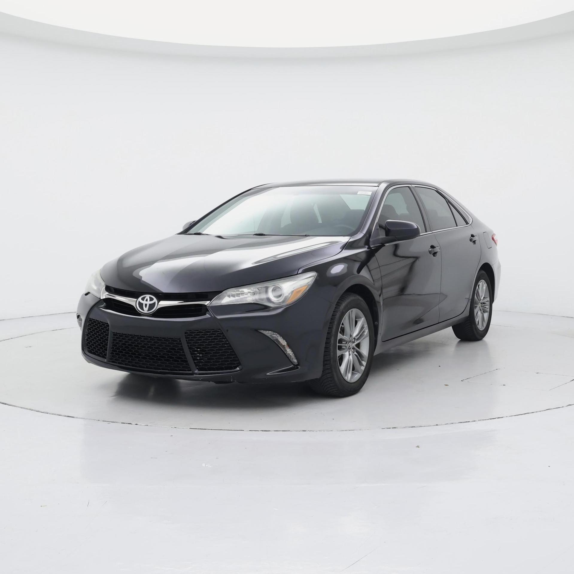 Thumbnail: 2017 Toyota Camry - 4