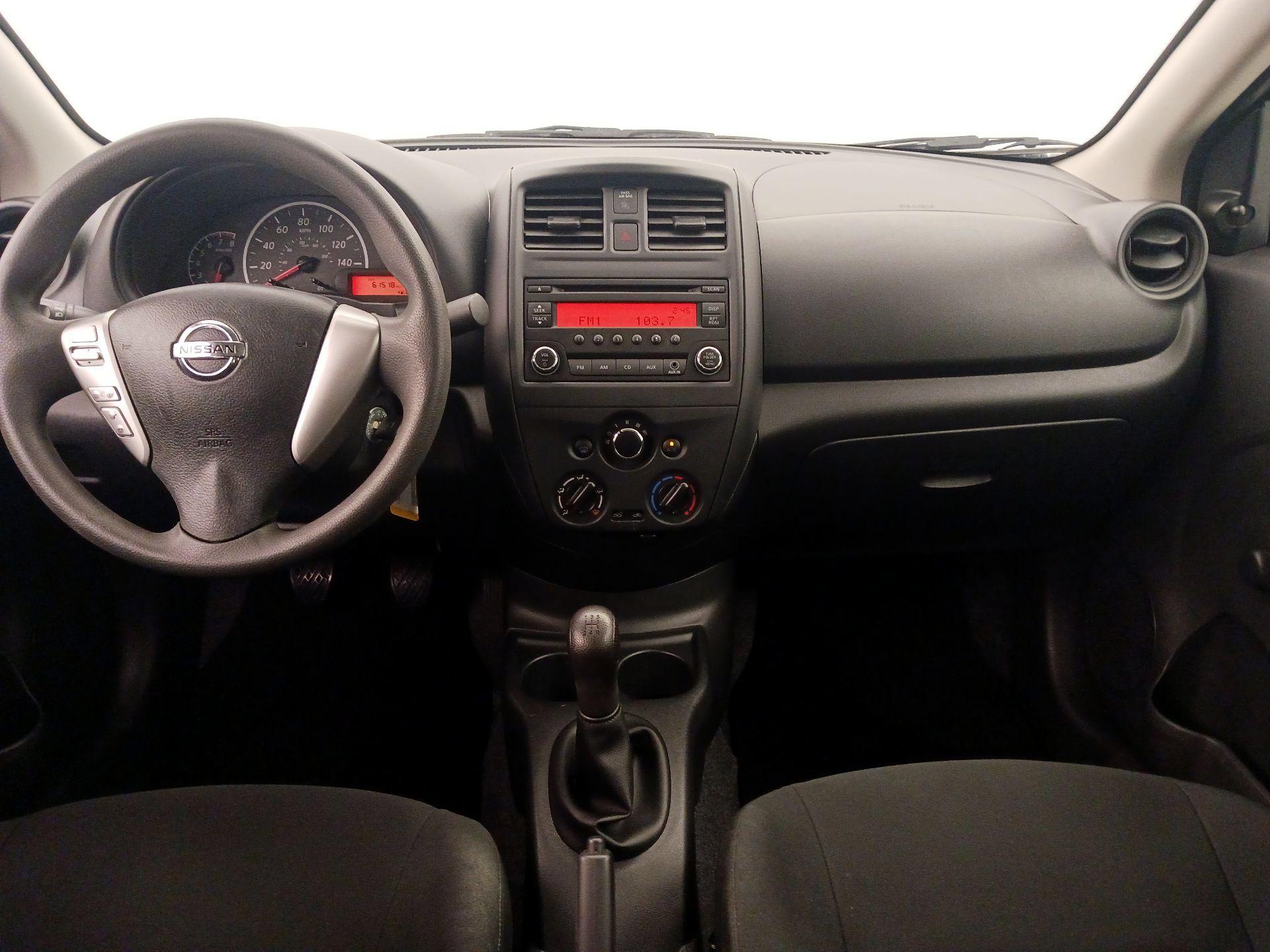 Thumbnail: 2015 Nissan Versa - 9