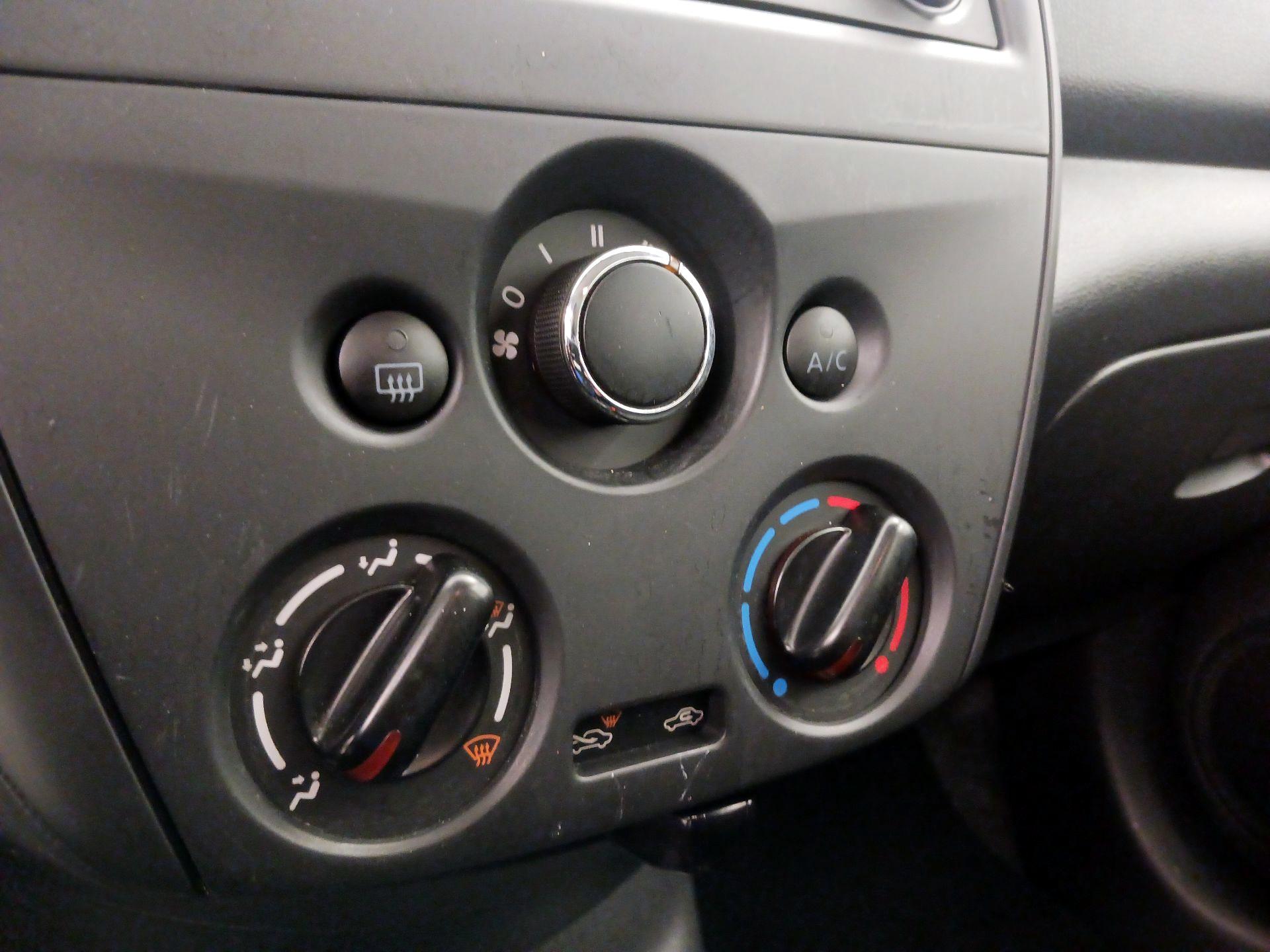 Thumbnail: 2015 Nissan Versa - 15