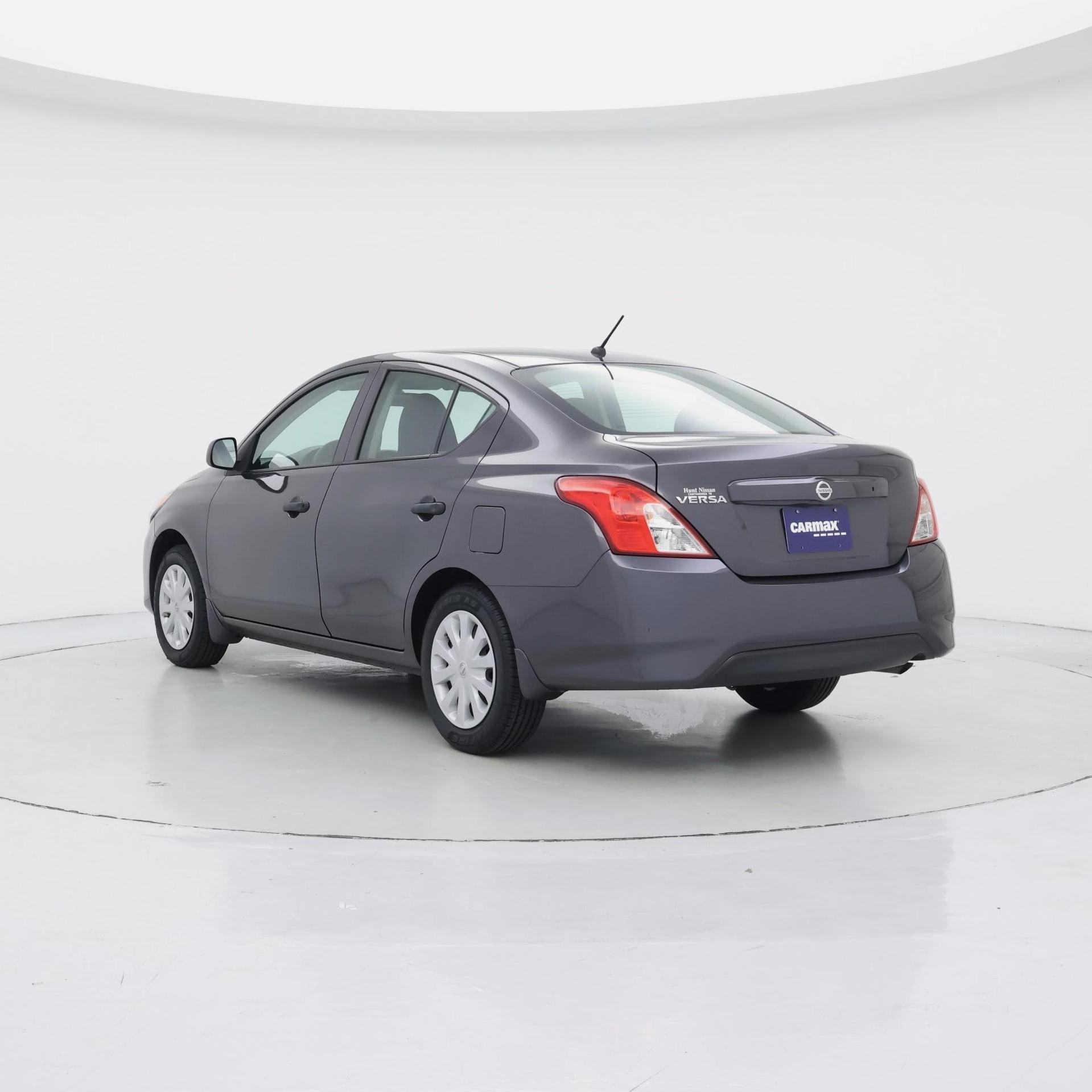Thumbnail: 2015 Nissan Versa - 2