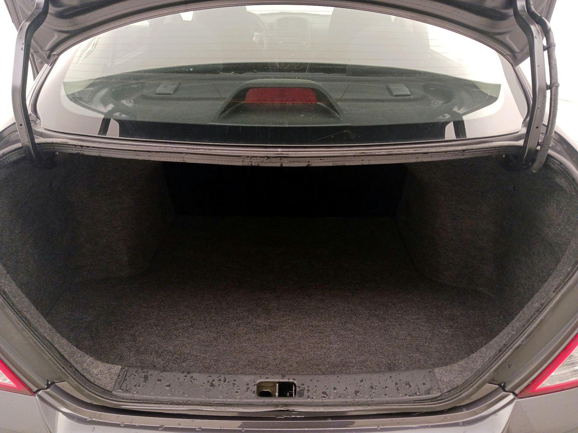 Thumbnail: 2015 Nissan Versa - 19