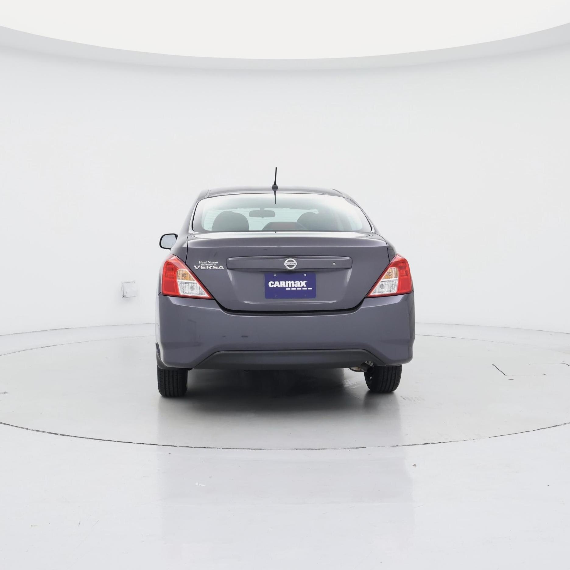 Thumbnail: 2015 Nissan Versa - 6